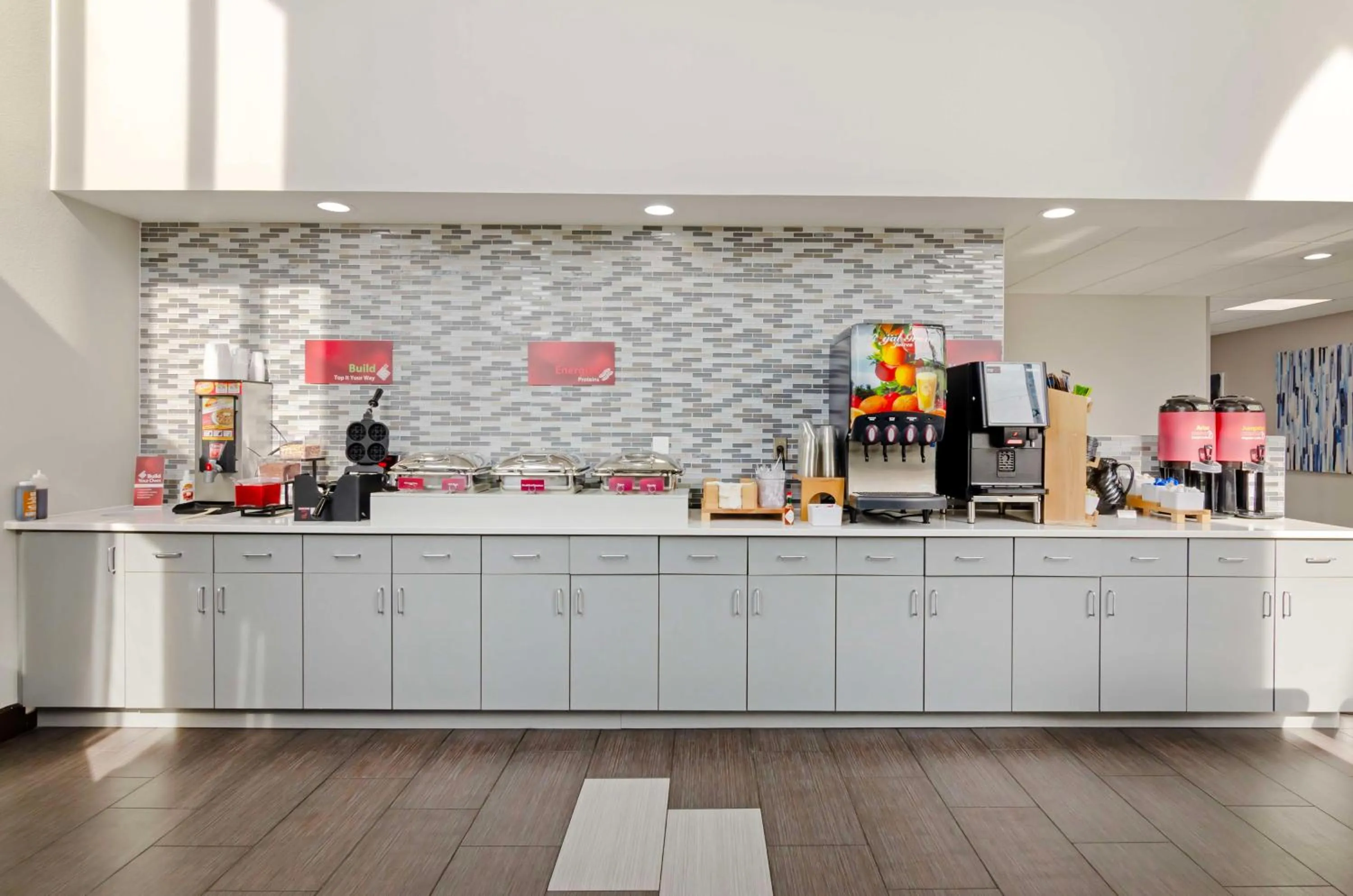 Restaurant/places to eat in Best Western Plus Harrisonburg