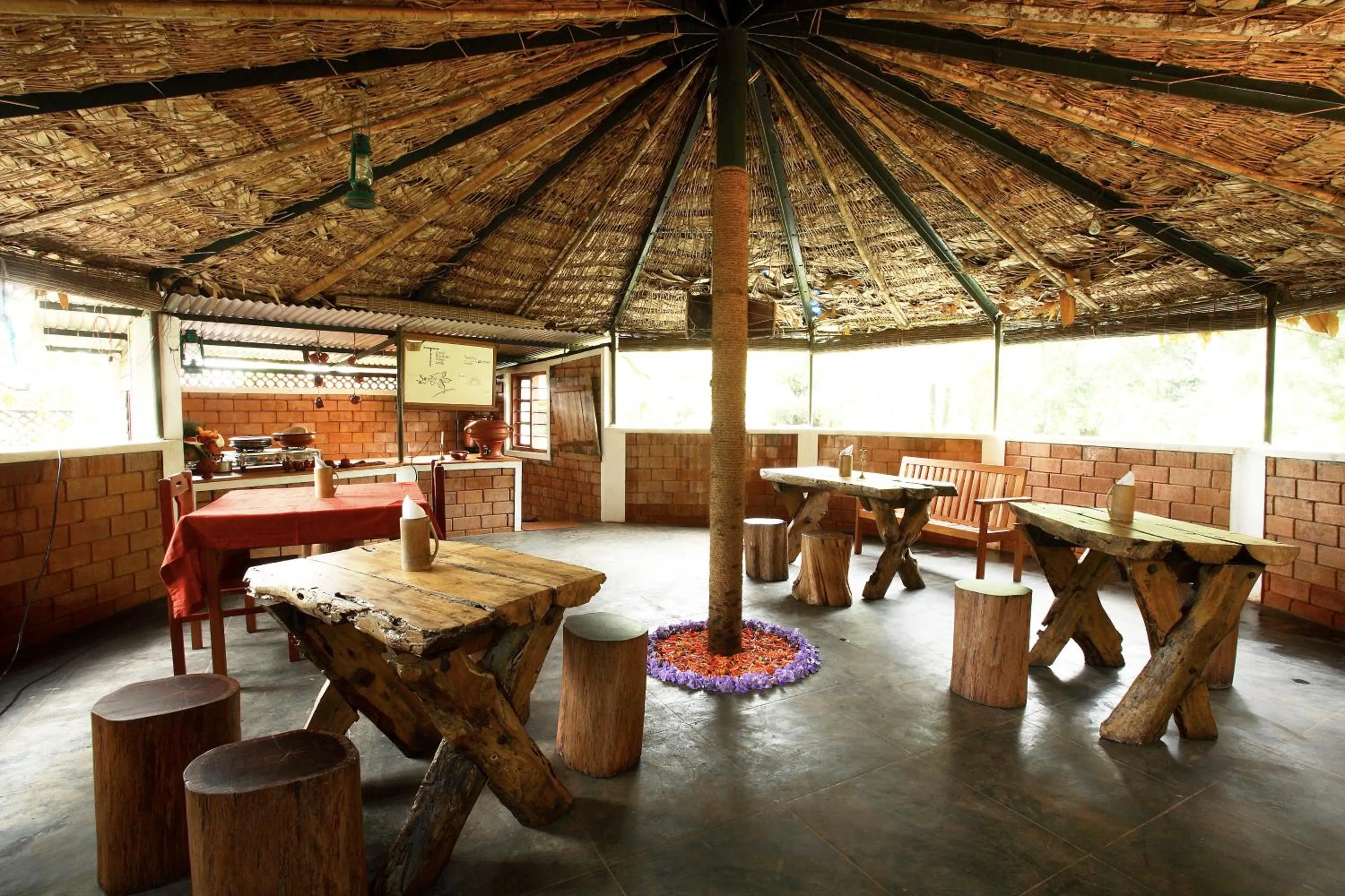 Coffee/tea facilities in Windermere Estate