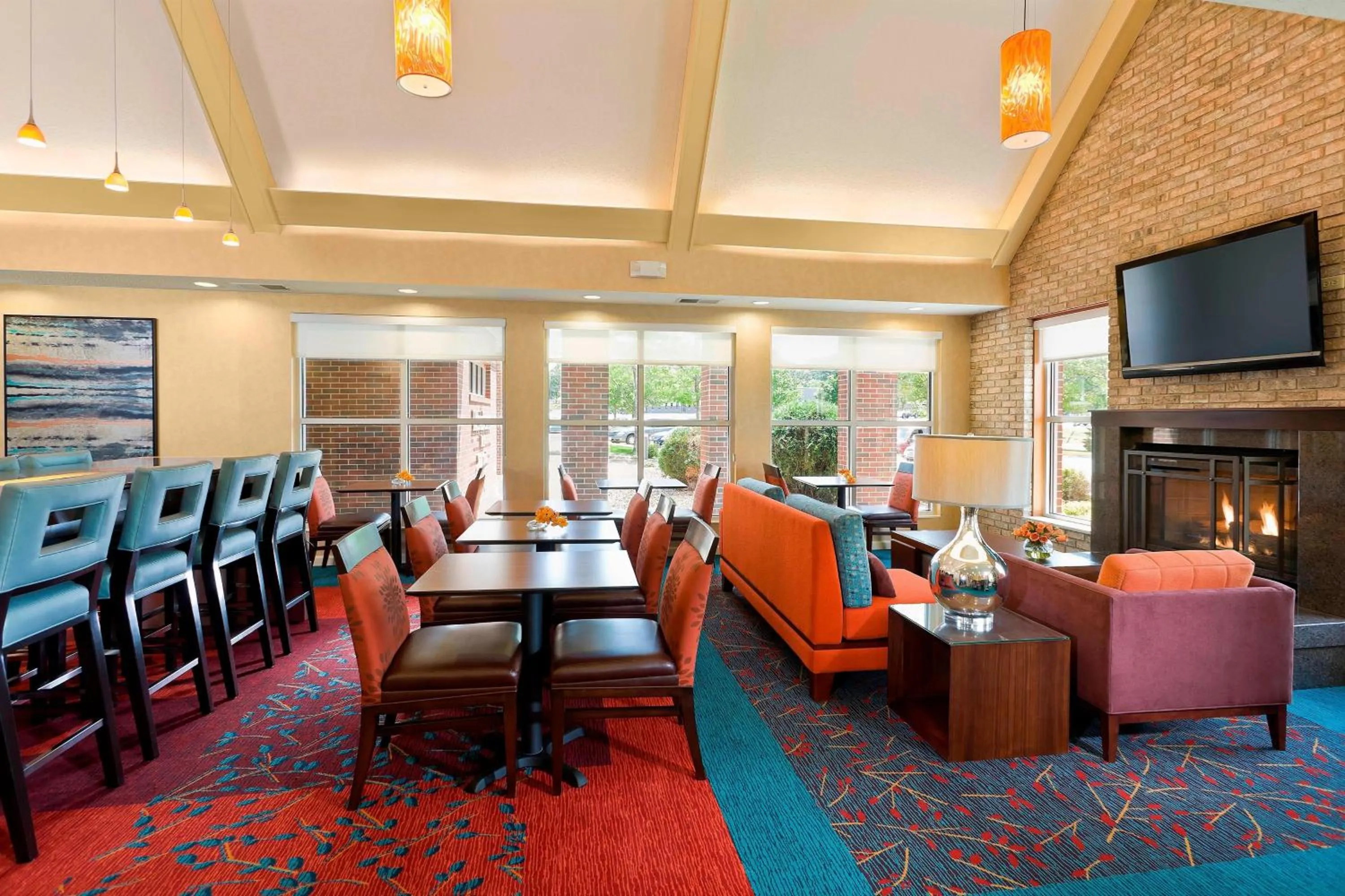 Restaurant/places to eat in Residence Inn by Marriott Cedar Rapids