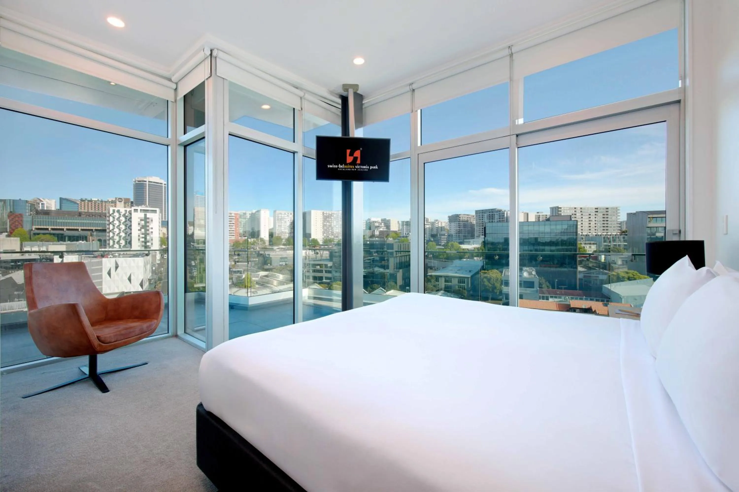 Bed in Swiss-Belsuites Victoria Park Auckland