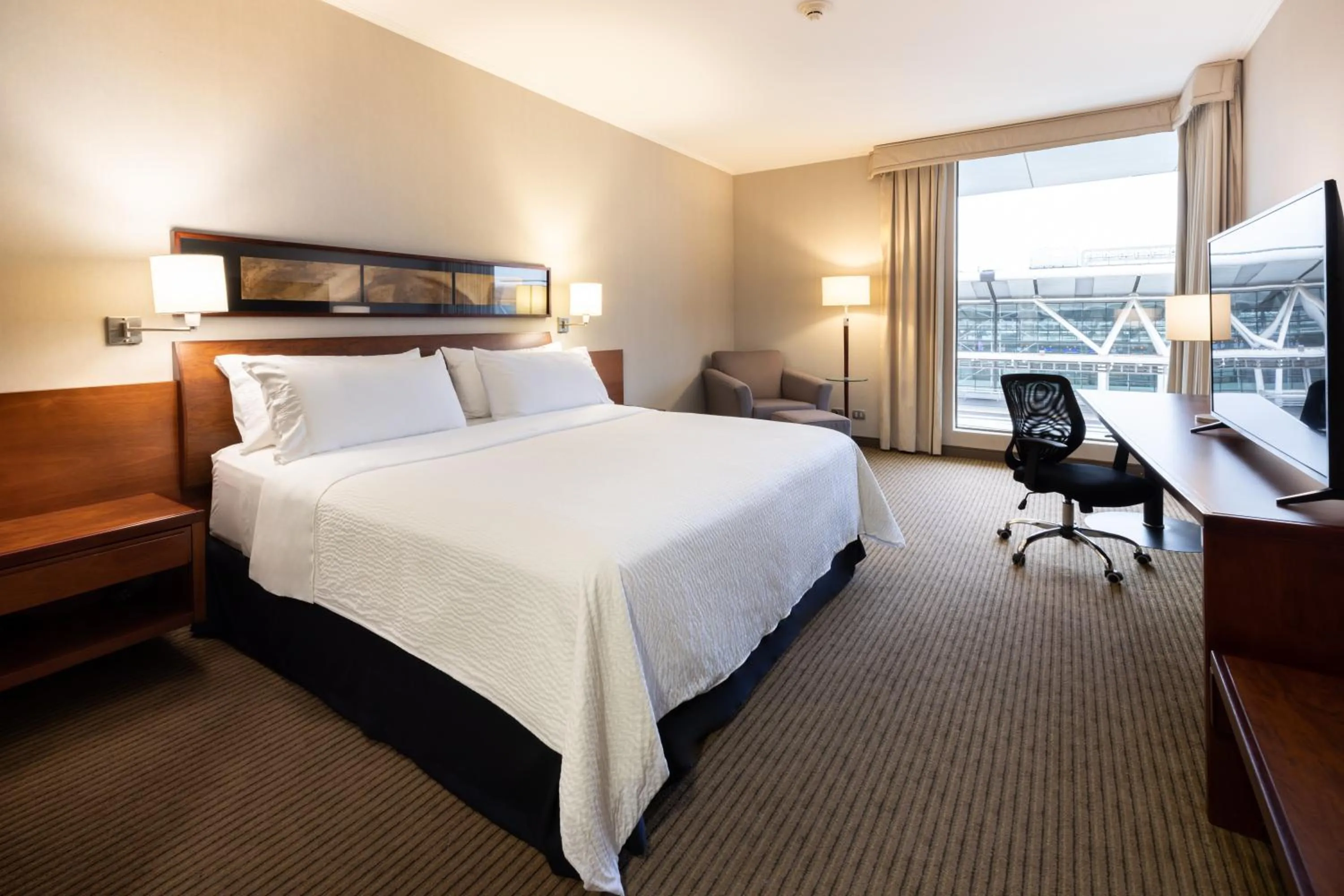 Bed in Holiday Inn Santiago - Airport Terminal by IHG