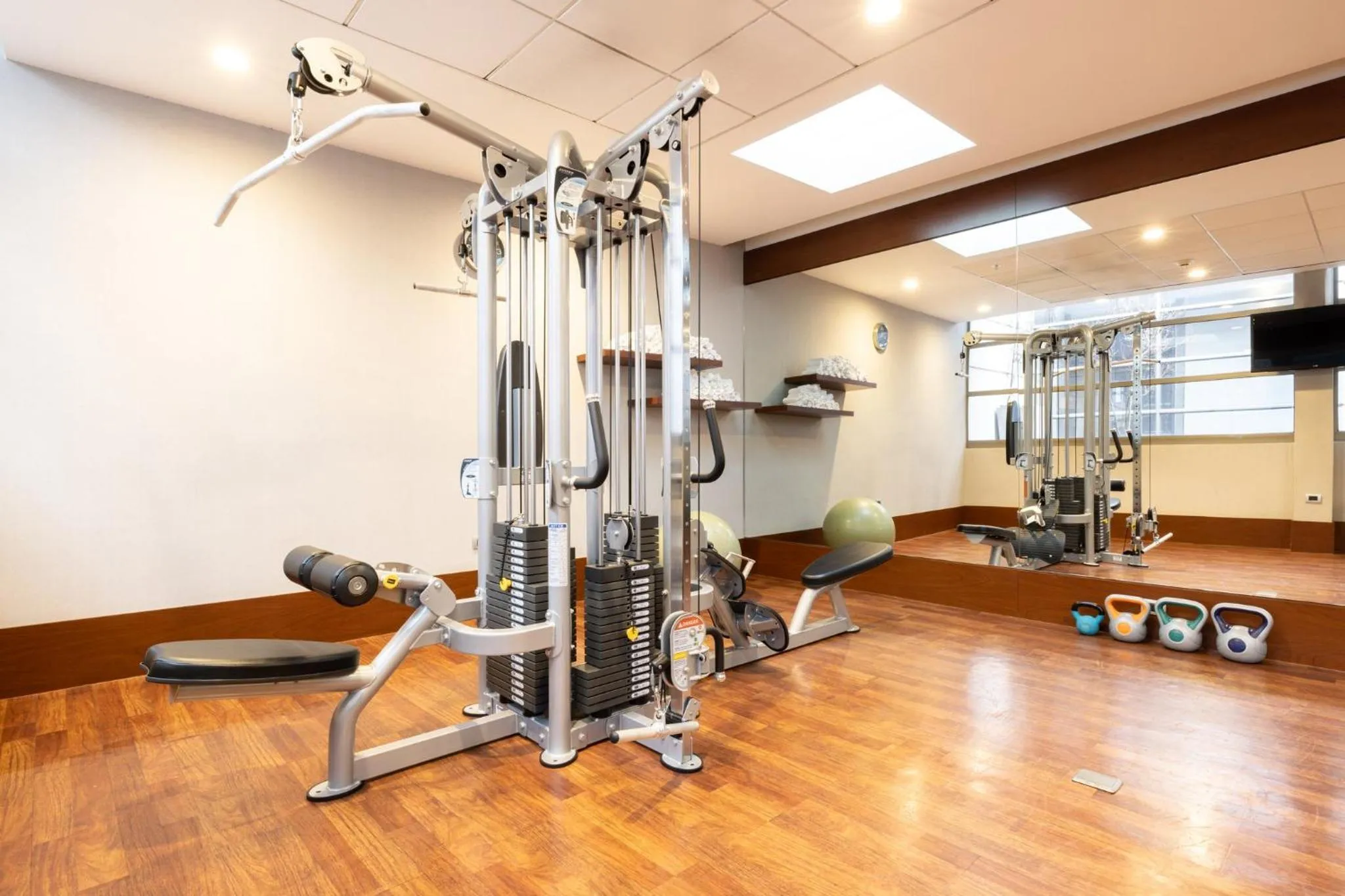 Fitness centre/facilities in Holiday Inn Santiago - Airport Terminal by IHG