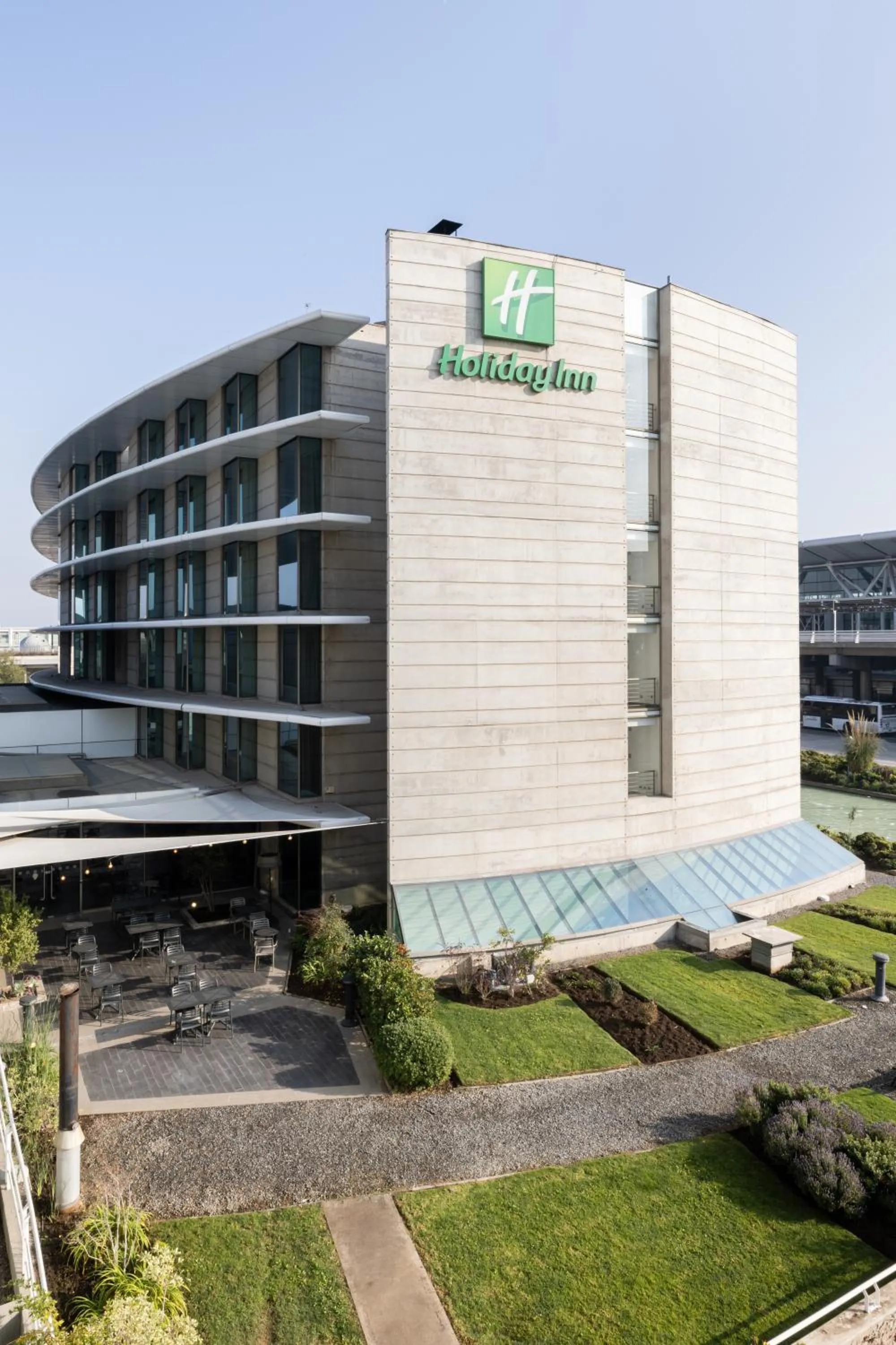 Holiday Inn Santiago - Airport Terminal by IHG