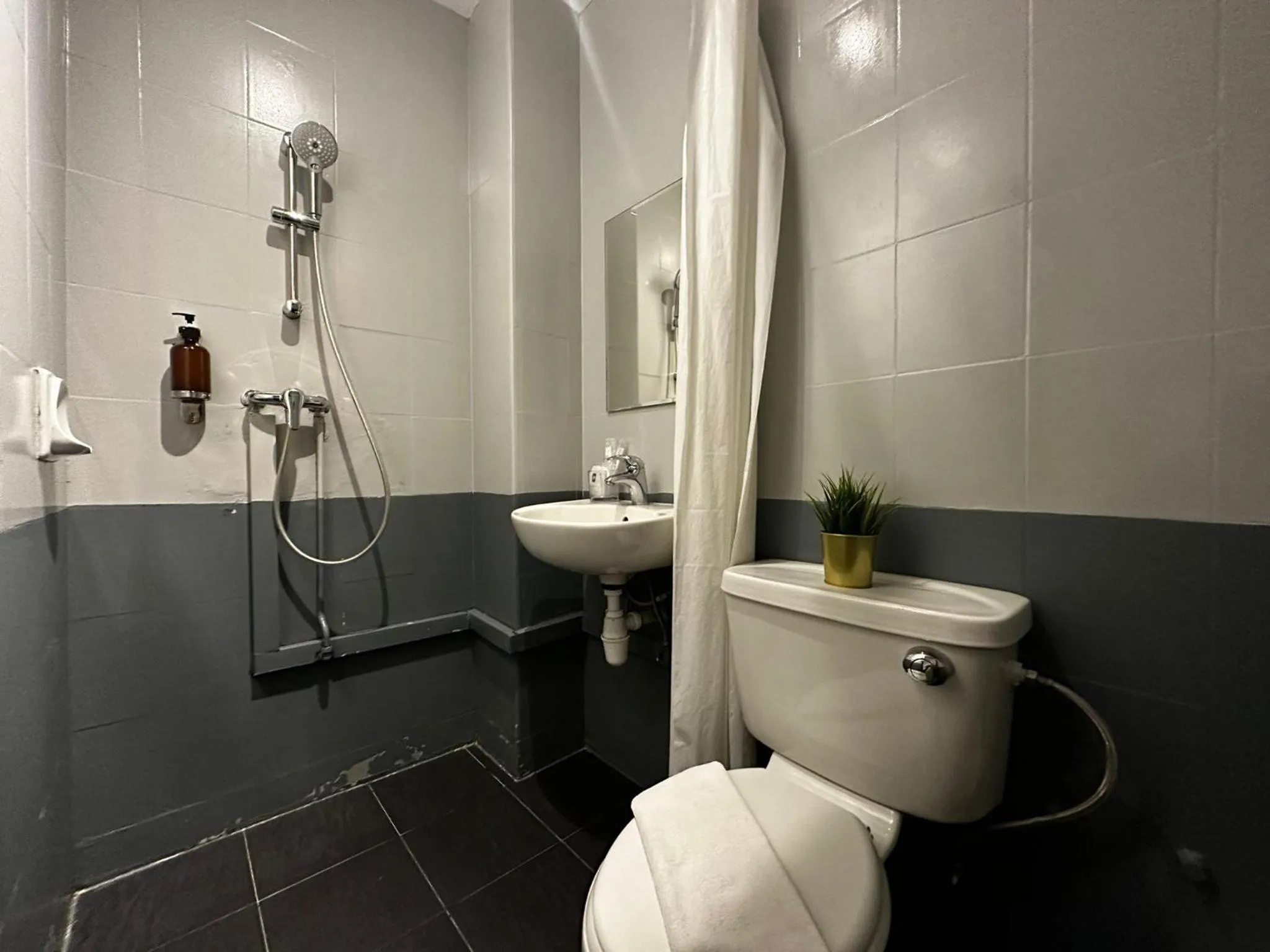 Bathroom in Check-Inn at Little India