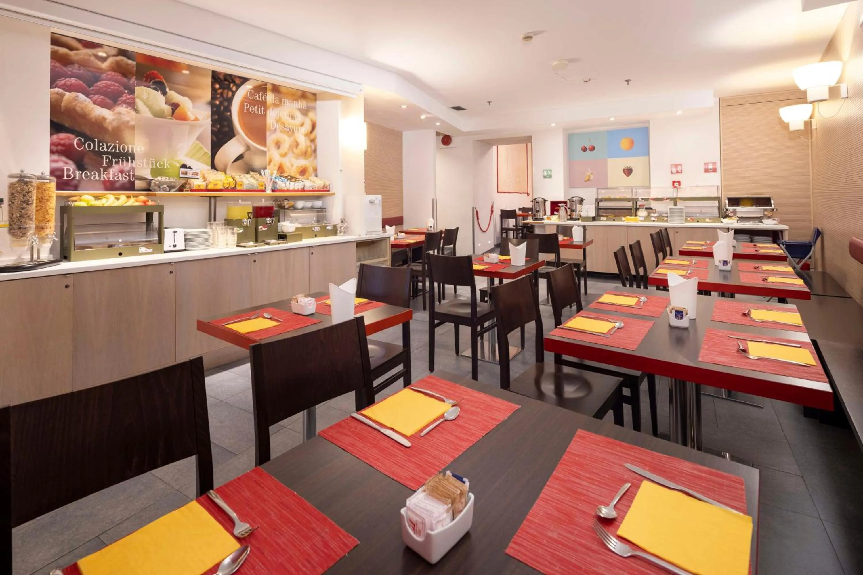 Breakfast in Best Western Porto Antico