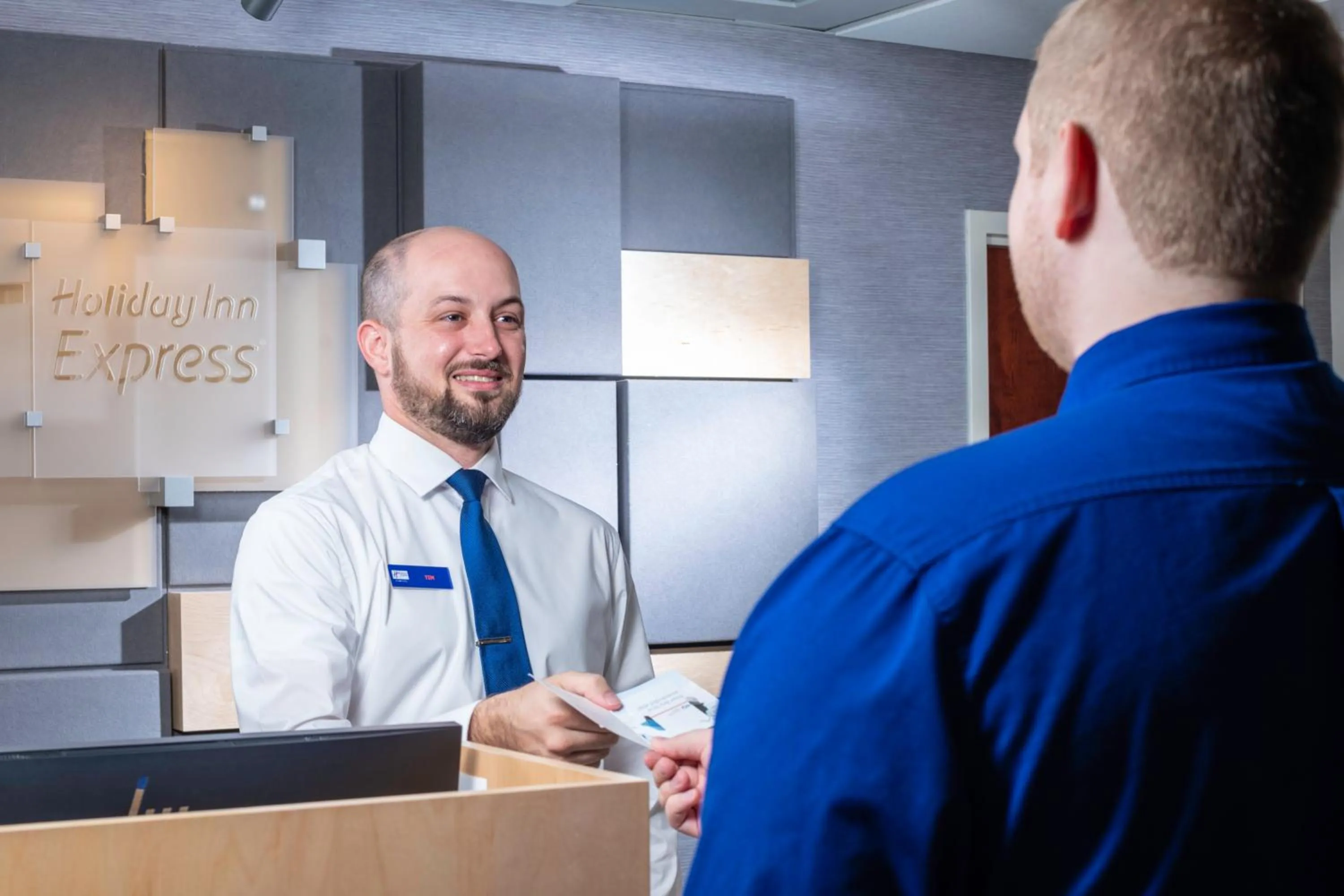 Lobby or reception in Holiday Inn Express Clayton Southeast Raleigh by IHG