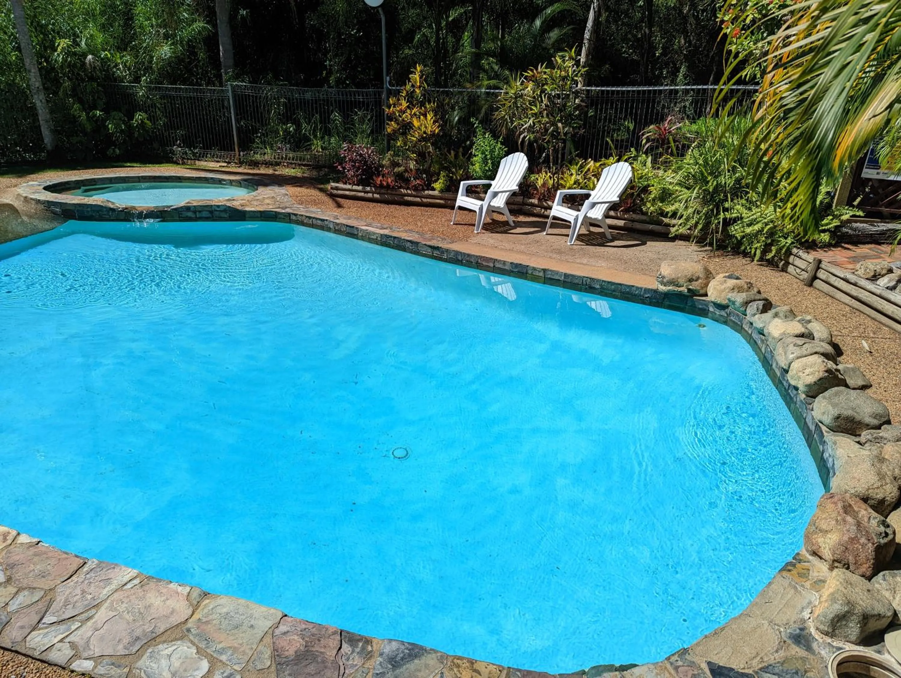 Pool view in Gumnut Glen Cabins
