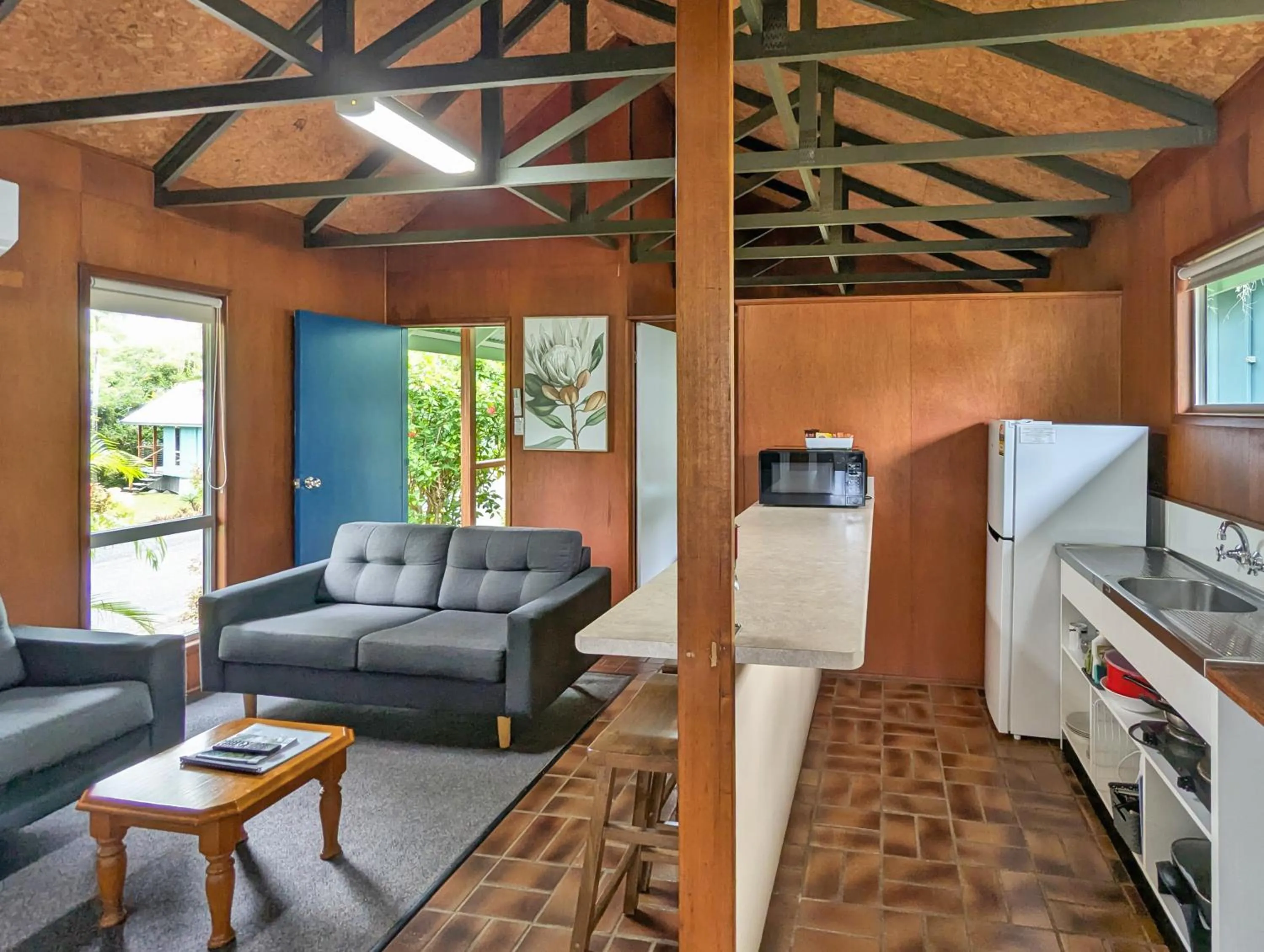 Living room in Gumnut Glen Cabins