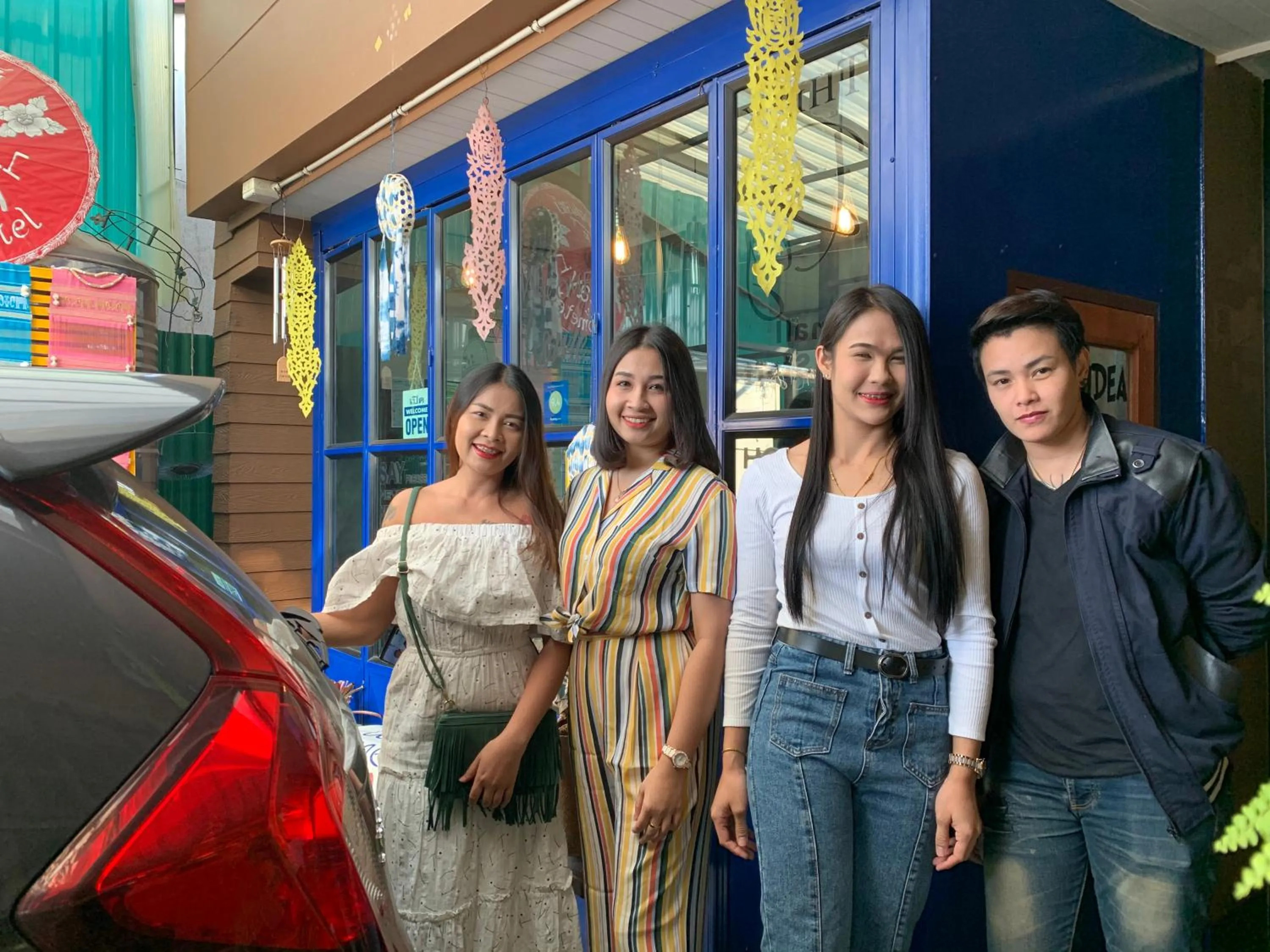 People in Chiangmai HomeTeL