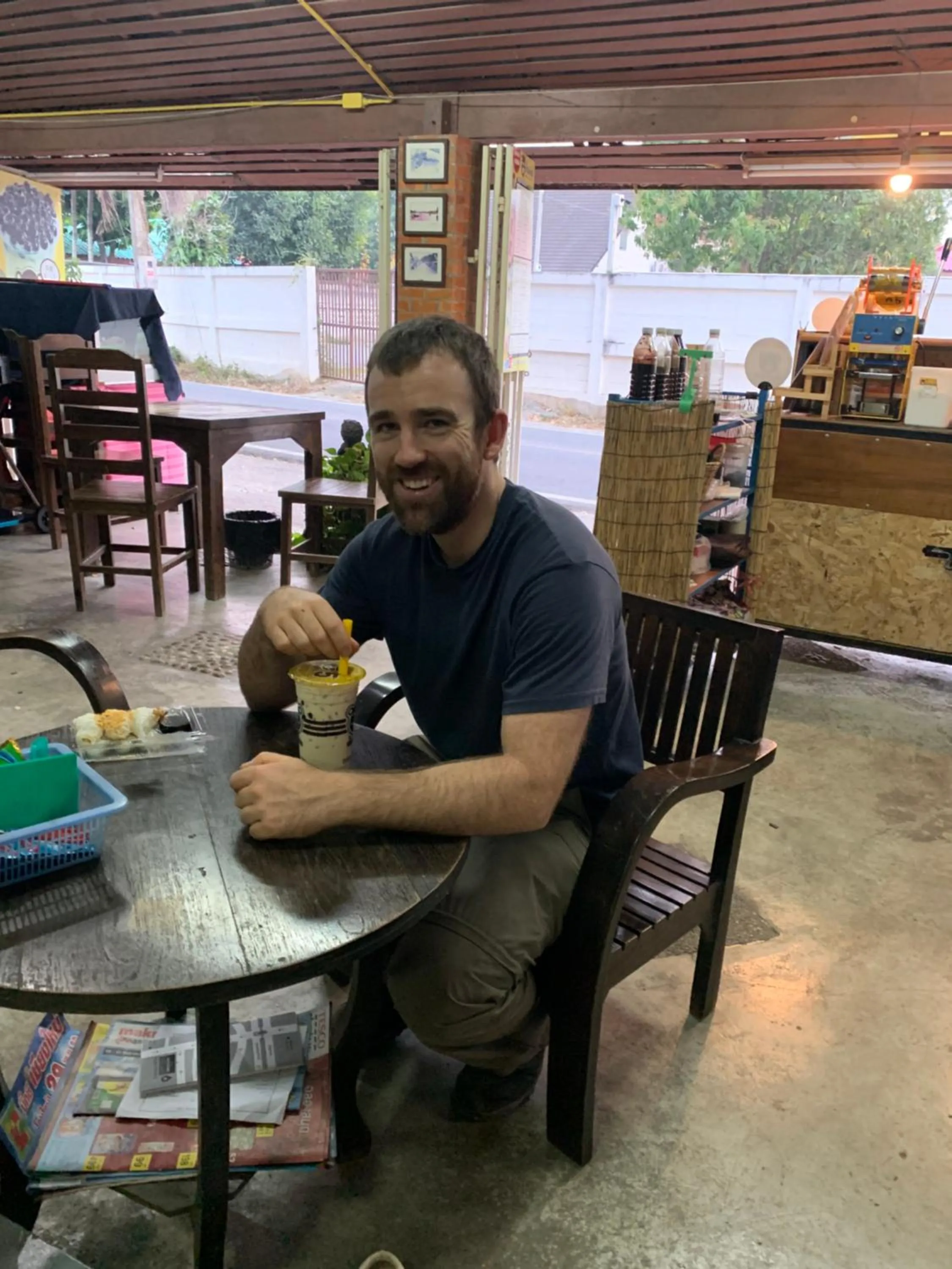 Restaurant/places to eat in Chiangmai HomeTeL