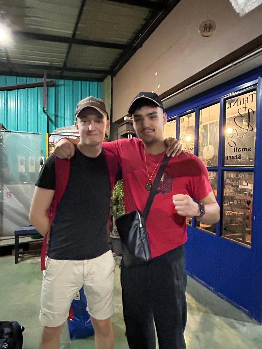 Property building in Chiangmai HomeTeL