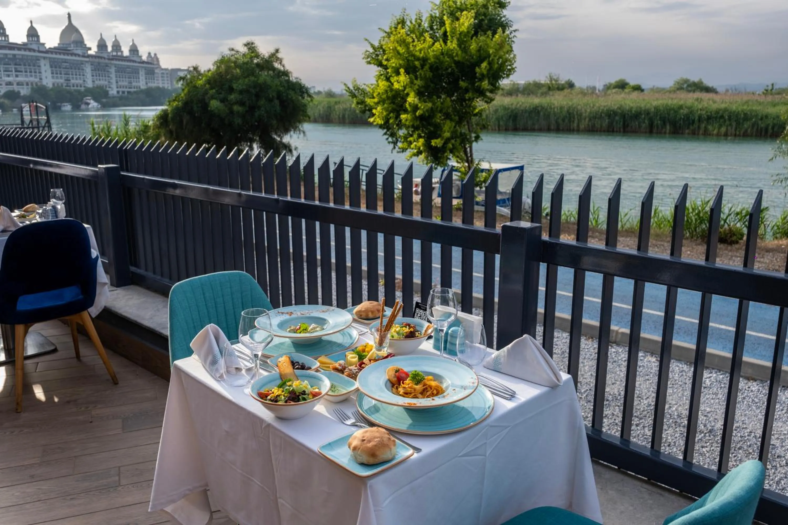 Restaurant/places to eat in Bosphorus Sorgun Hotel Ultra All Inclusive