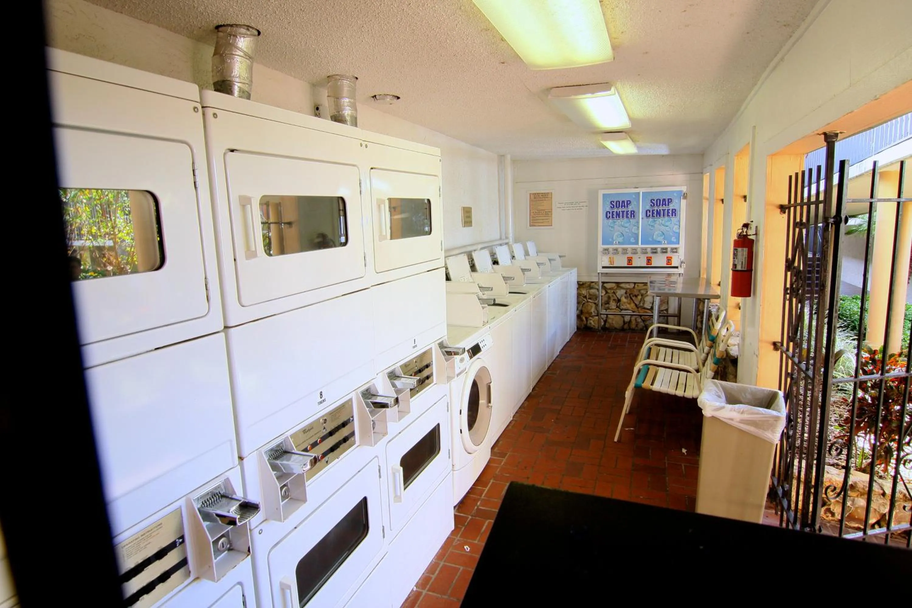 Other in Ramada by Wyndham Kissimmee Gateway - Free Theme Park Shuttle