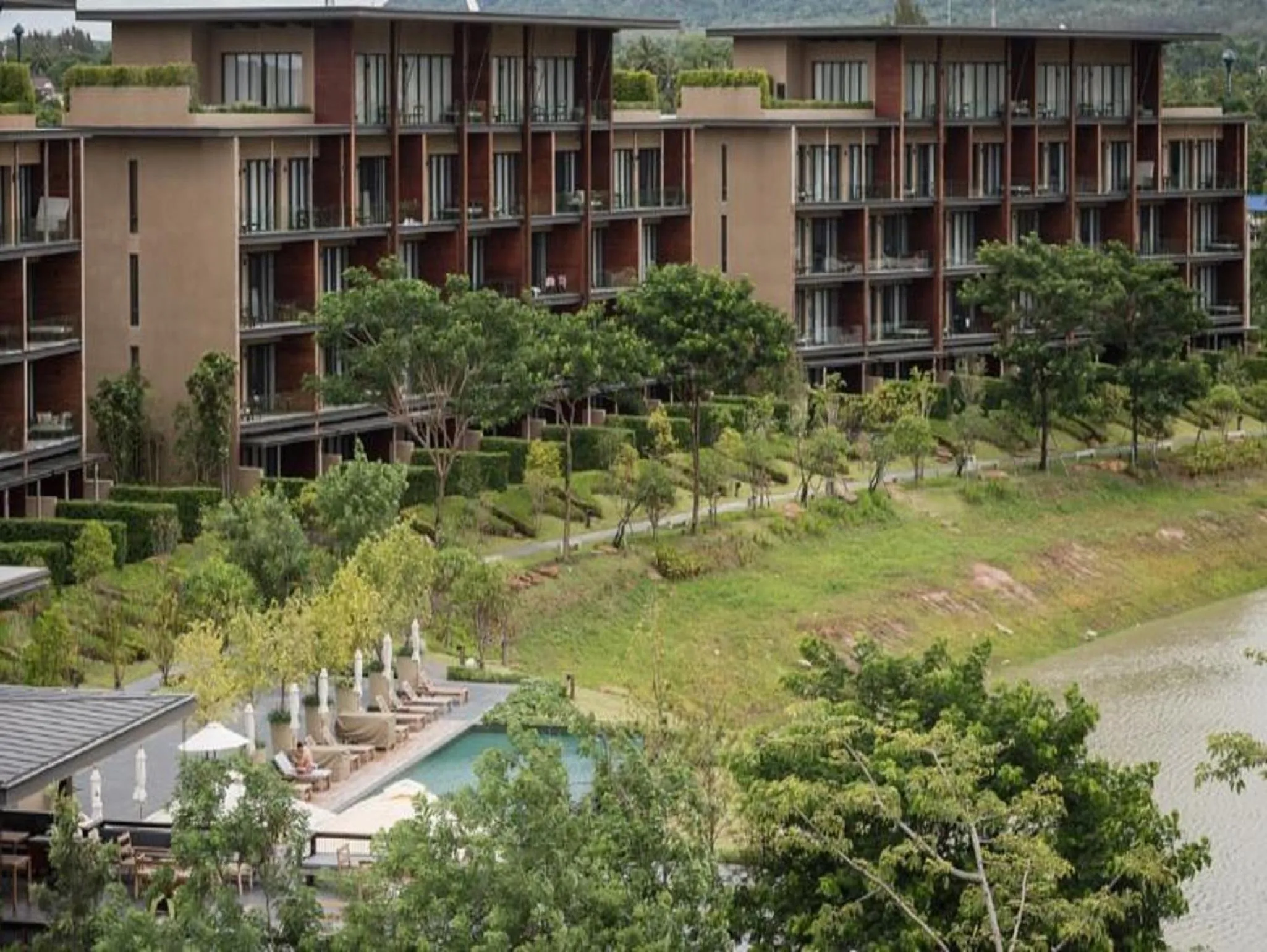 Garden in 2 Bedroom Luxury Pool Penthouse at ATTA