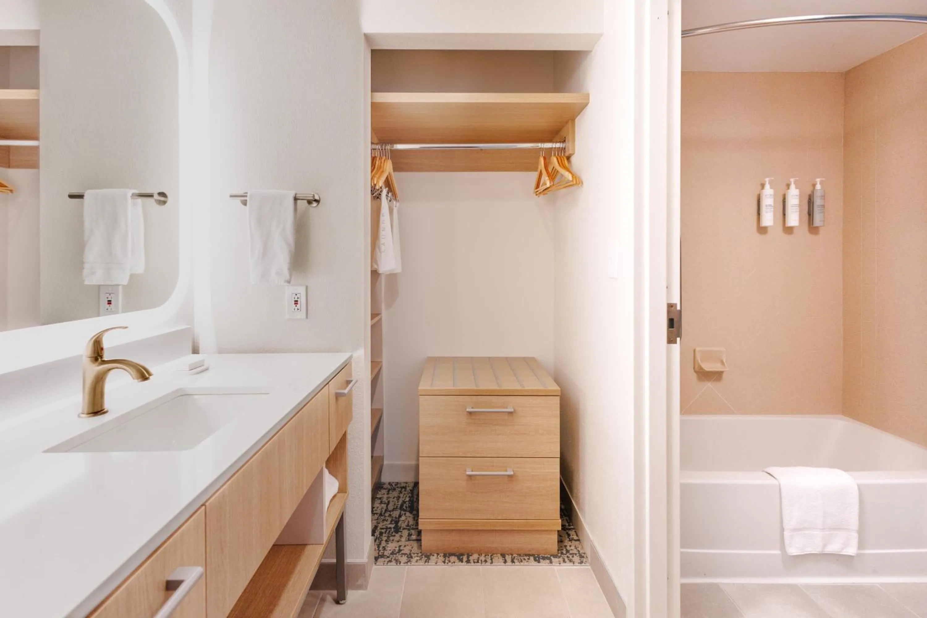 Bathroom in Homewood Suites by Hilton Rochester - Victor