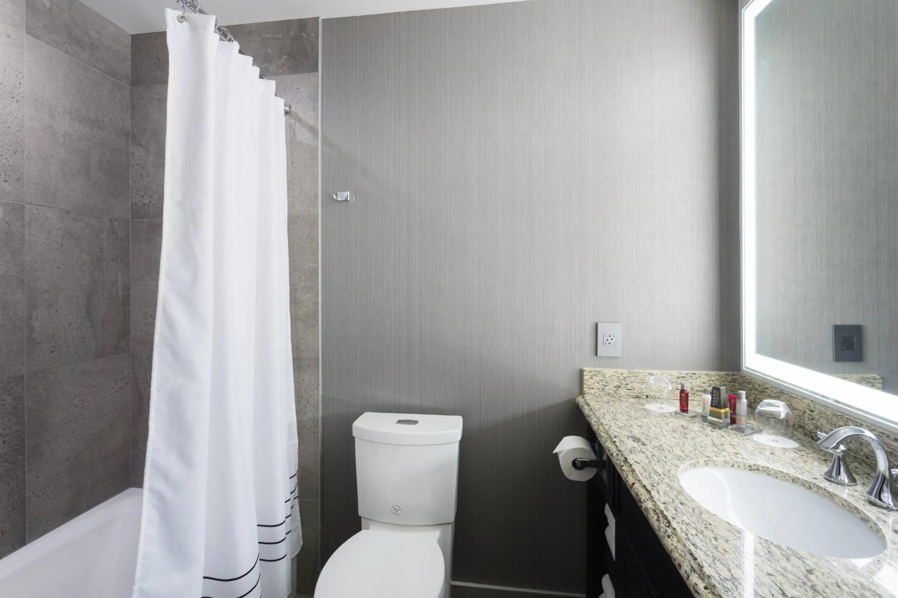 Bathroom in Santa Ynez Valley Marriott