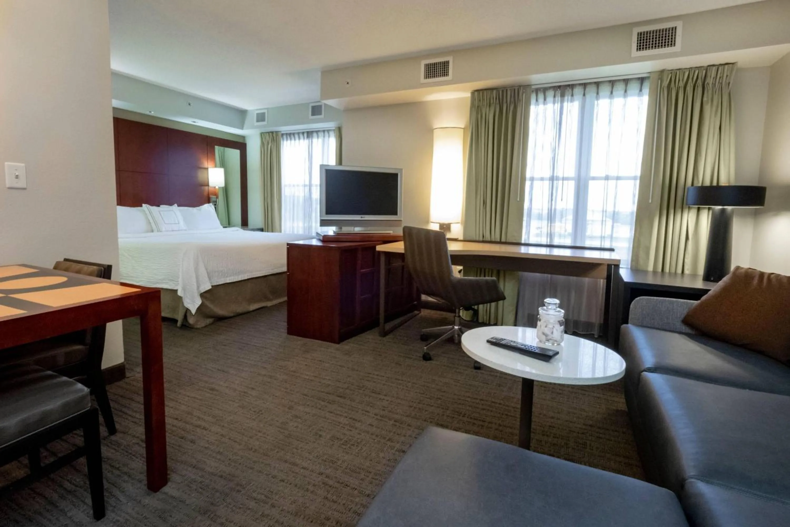 Photo of the whole room, Bed in Residence Inn by Marriott Hazleton