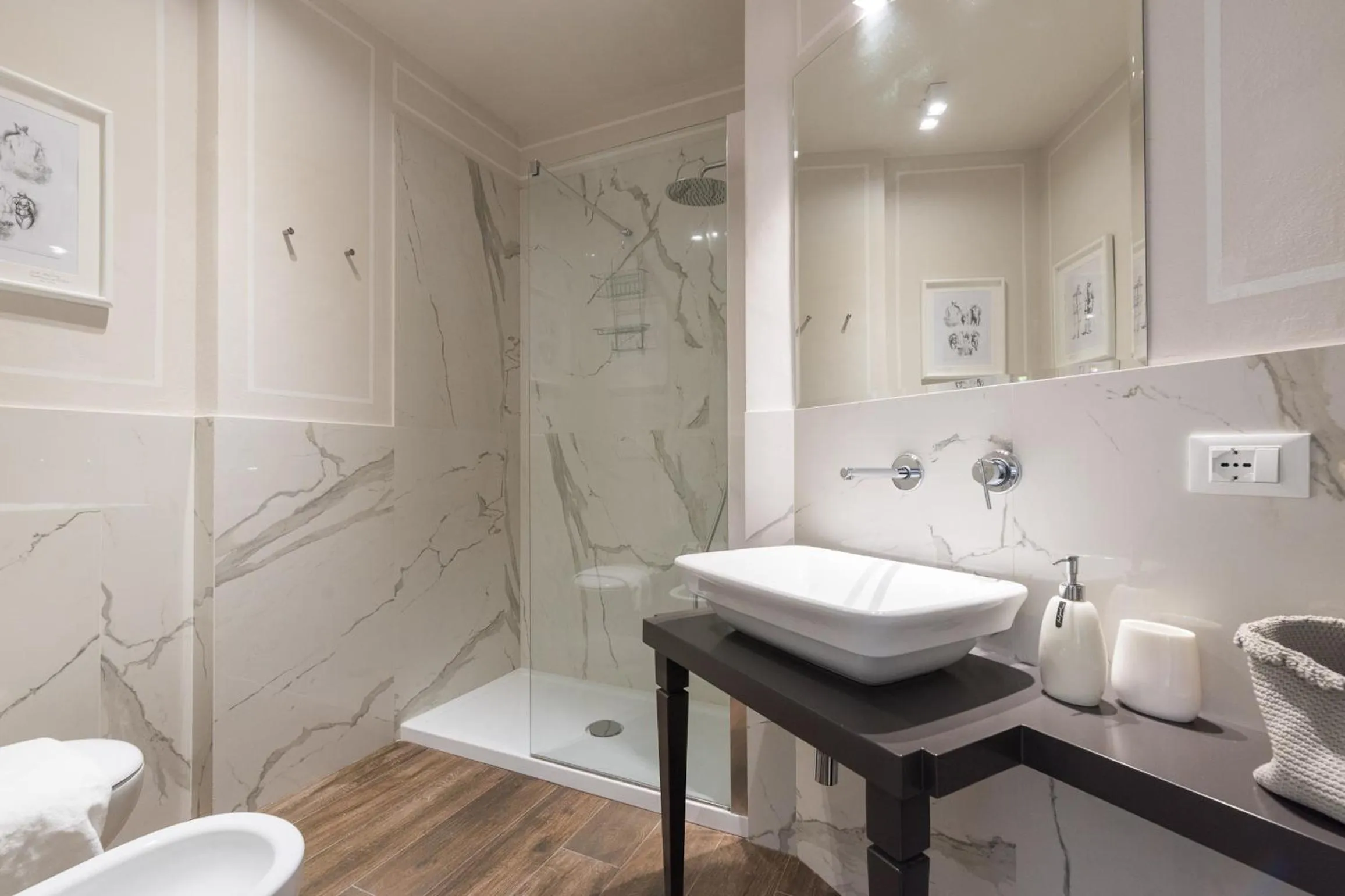 Bathroom in Novella Goldoni Suite-by Florence Concierge