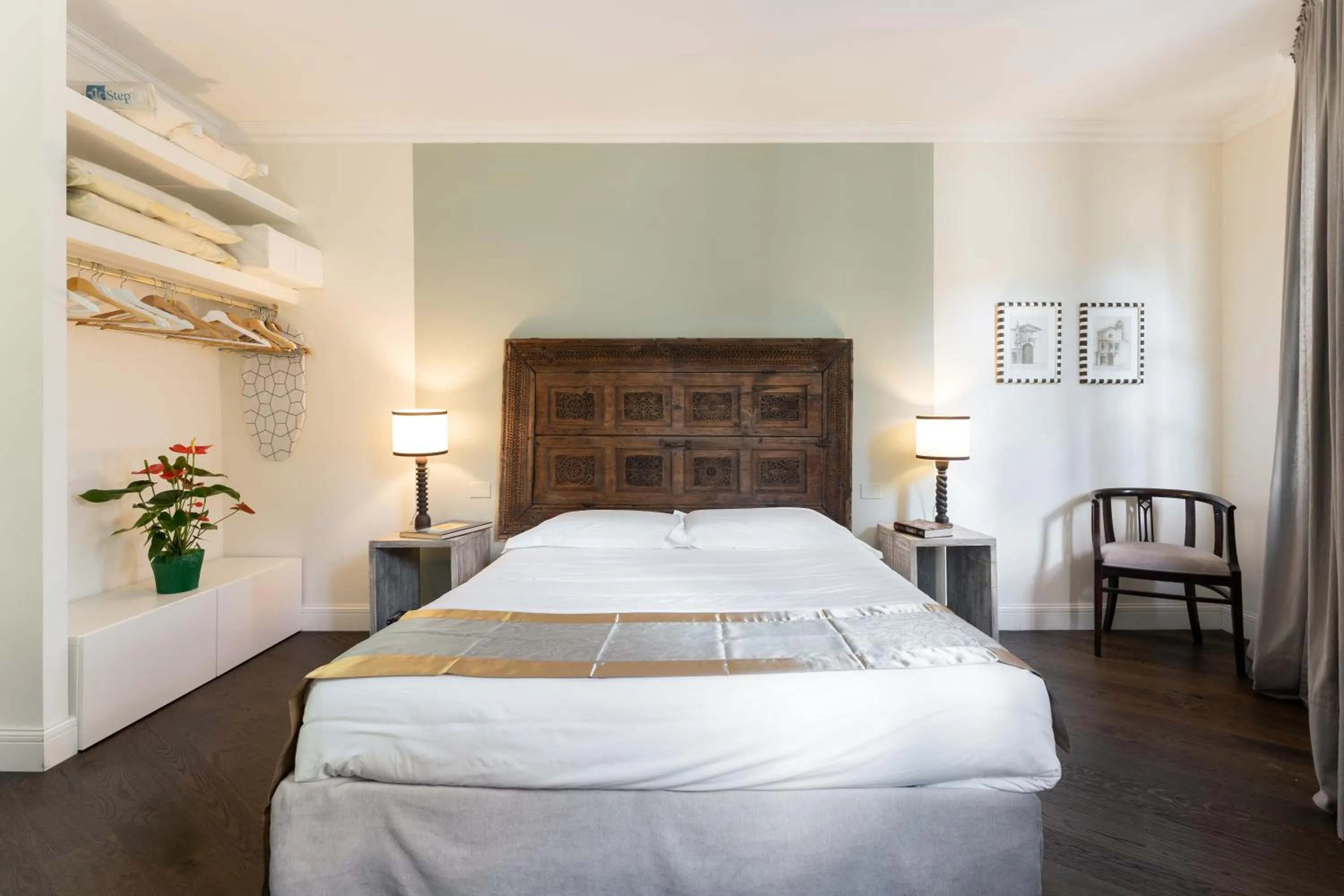 Bedroom, Bed in Novella Goldoni Suite-by Florence Concierge