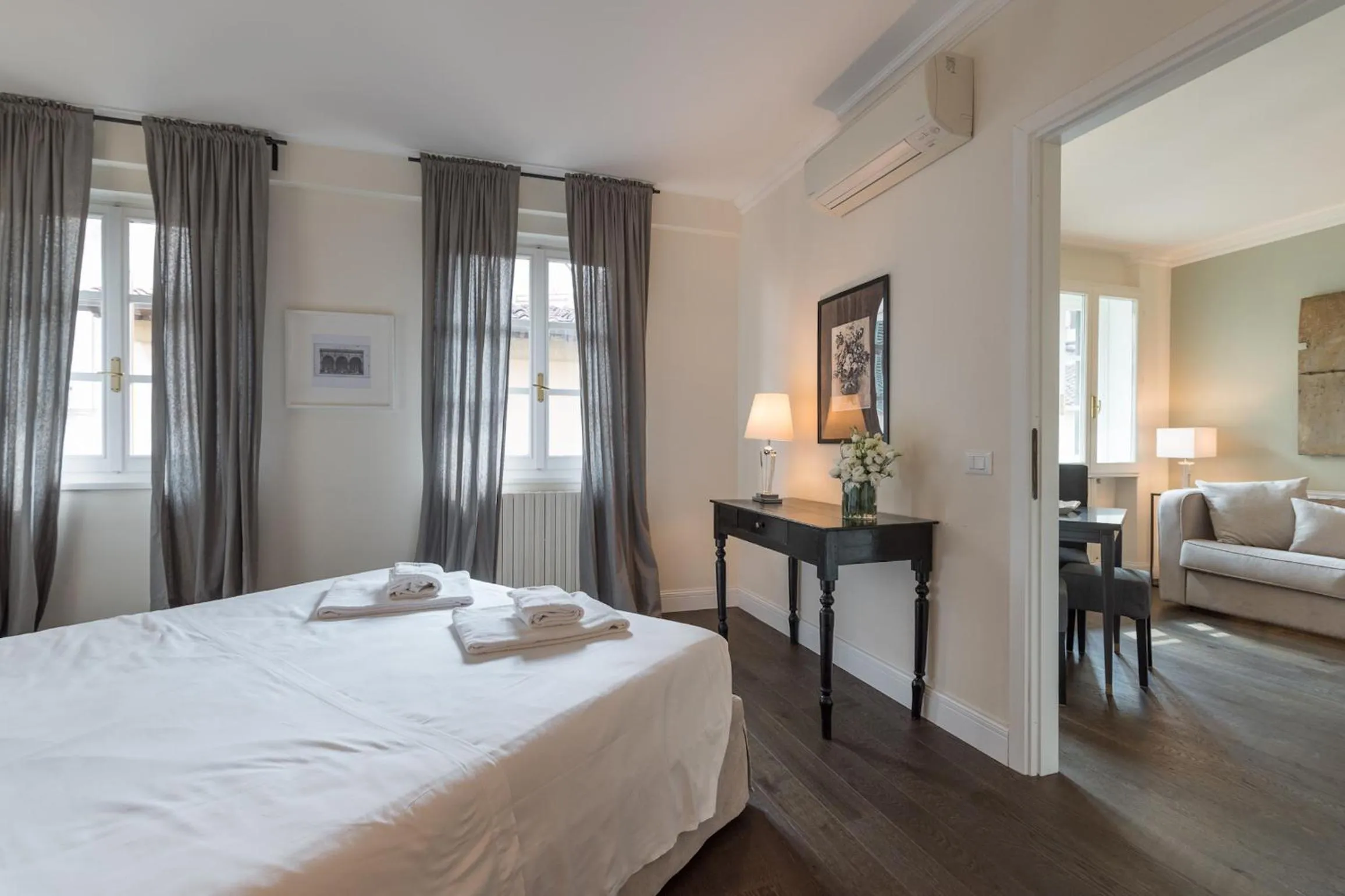 Bedroom, Bed in Novella Goldoni Suite-by Florence Concierge