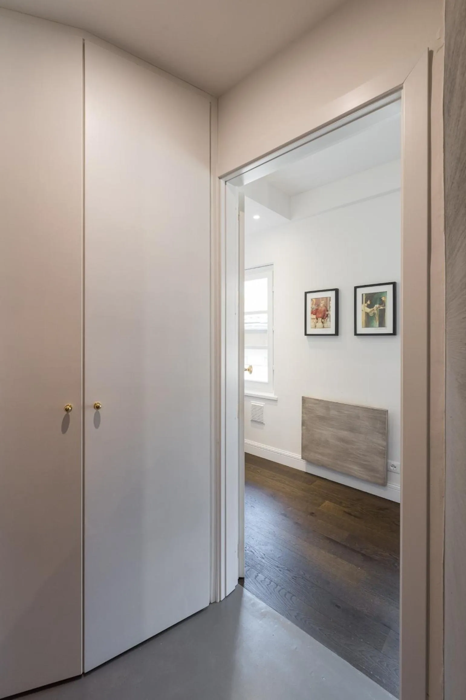 Facade/entrance, Bed in Novella Goldoni Suite-by Florence Concierge