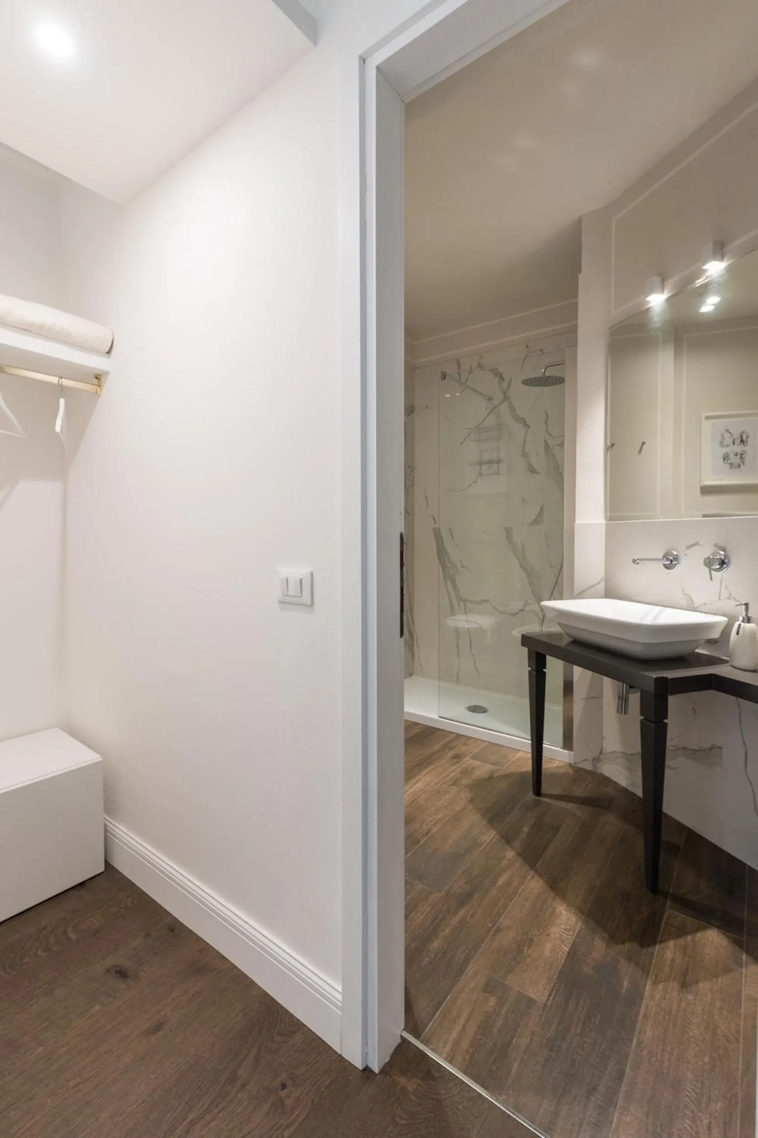 Bathroom in Novella Goldoni Suite-by Florence Concierge