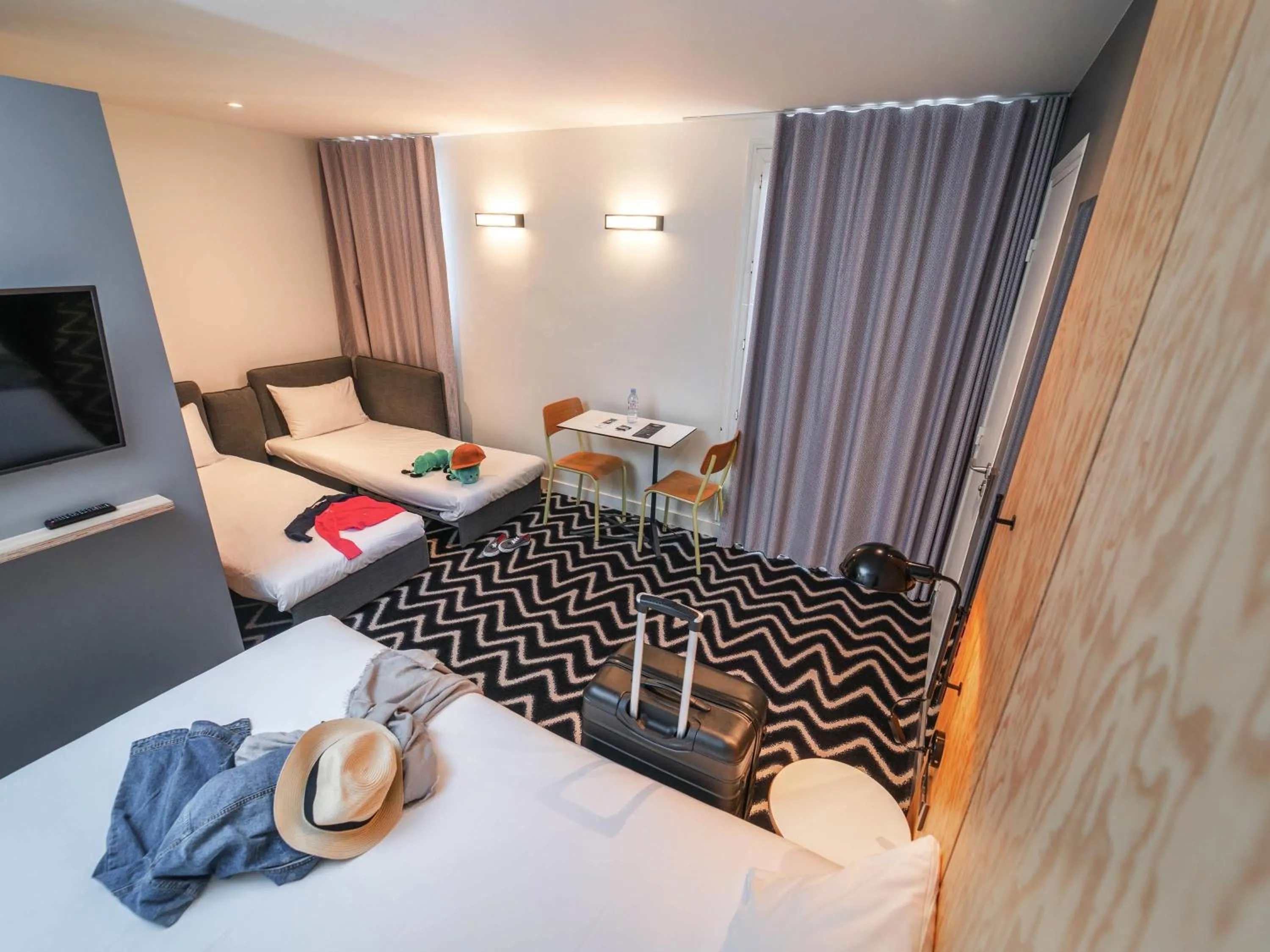 Bedroom, Bed in Ibis Styles Paris Place d'Italie - Butte Aux Cailles