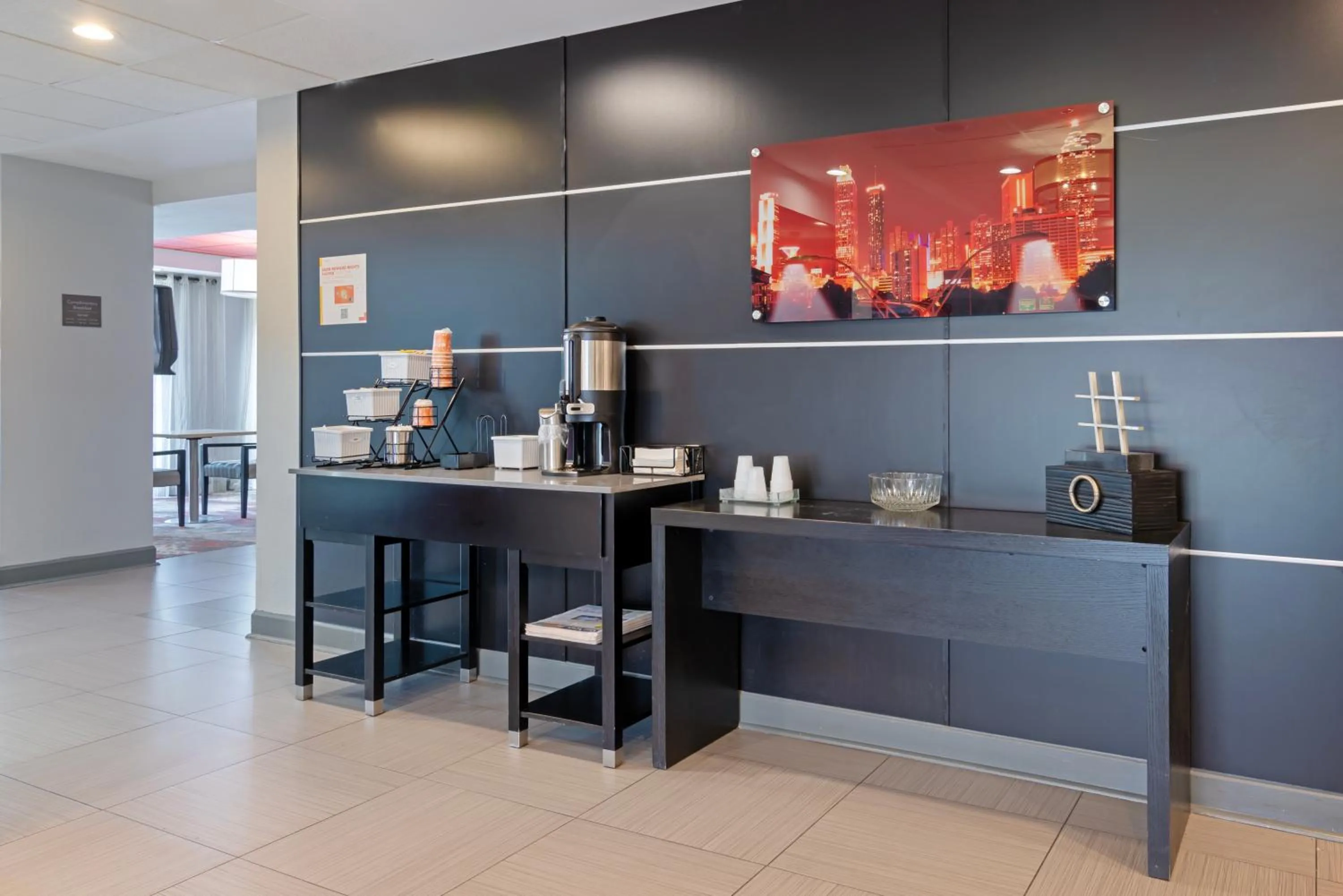 Coffee/tea facilities in Comfort Inn & Suites Carrollton