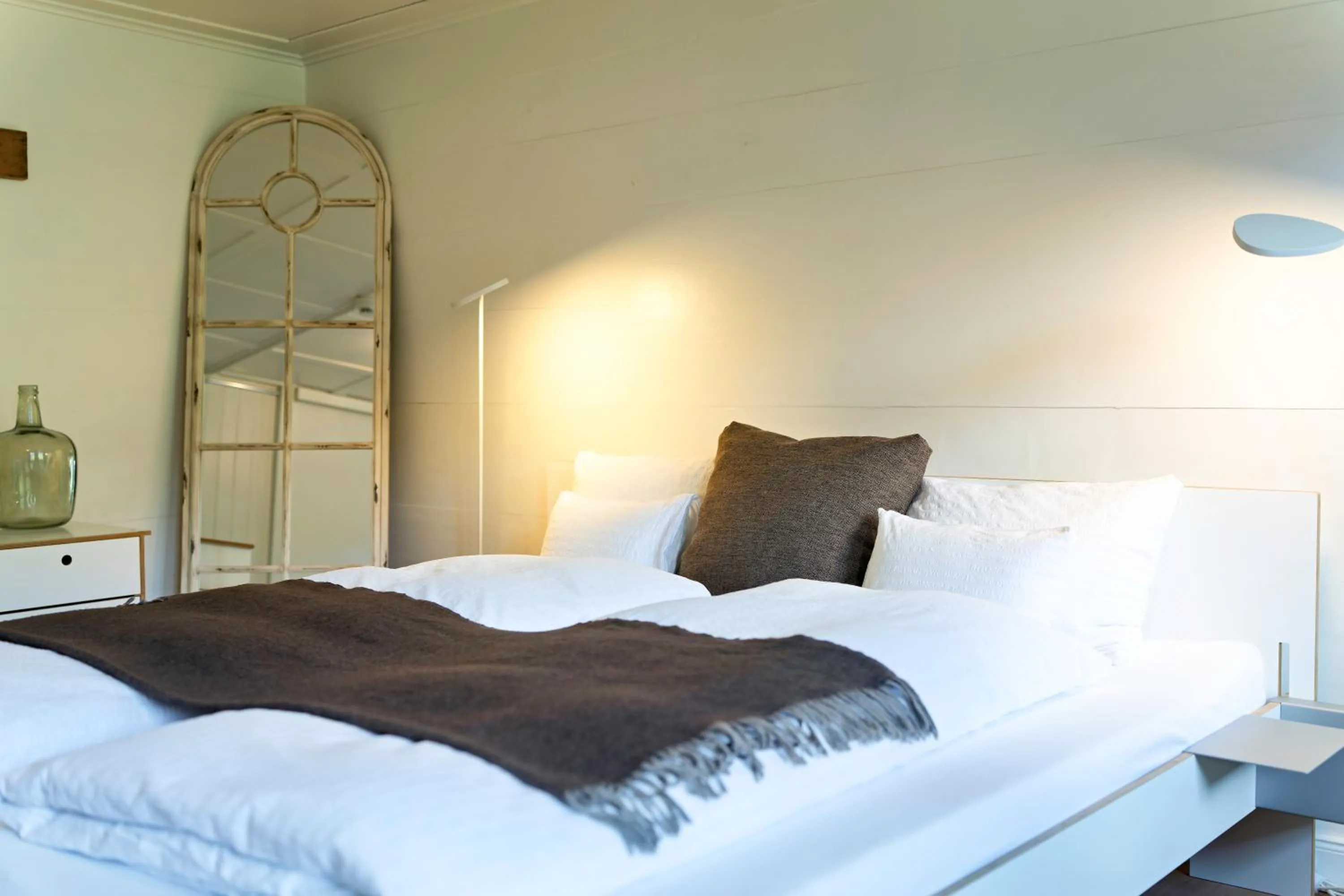 Photo of the whole room, Bed in Lenk Lodge - Boutique & Design Hotel und Apartements