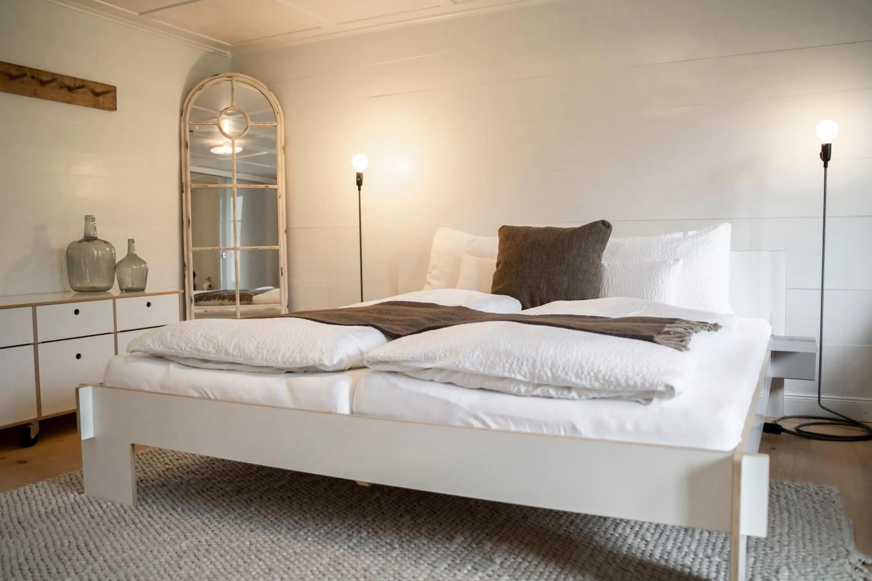 Bed in Lenk Lodge - Boutique & Design Hotel und Apartements