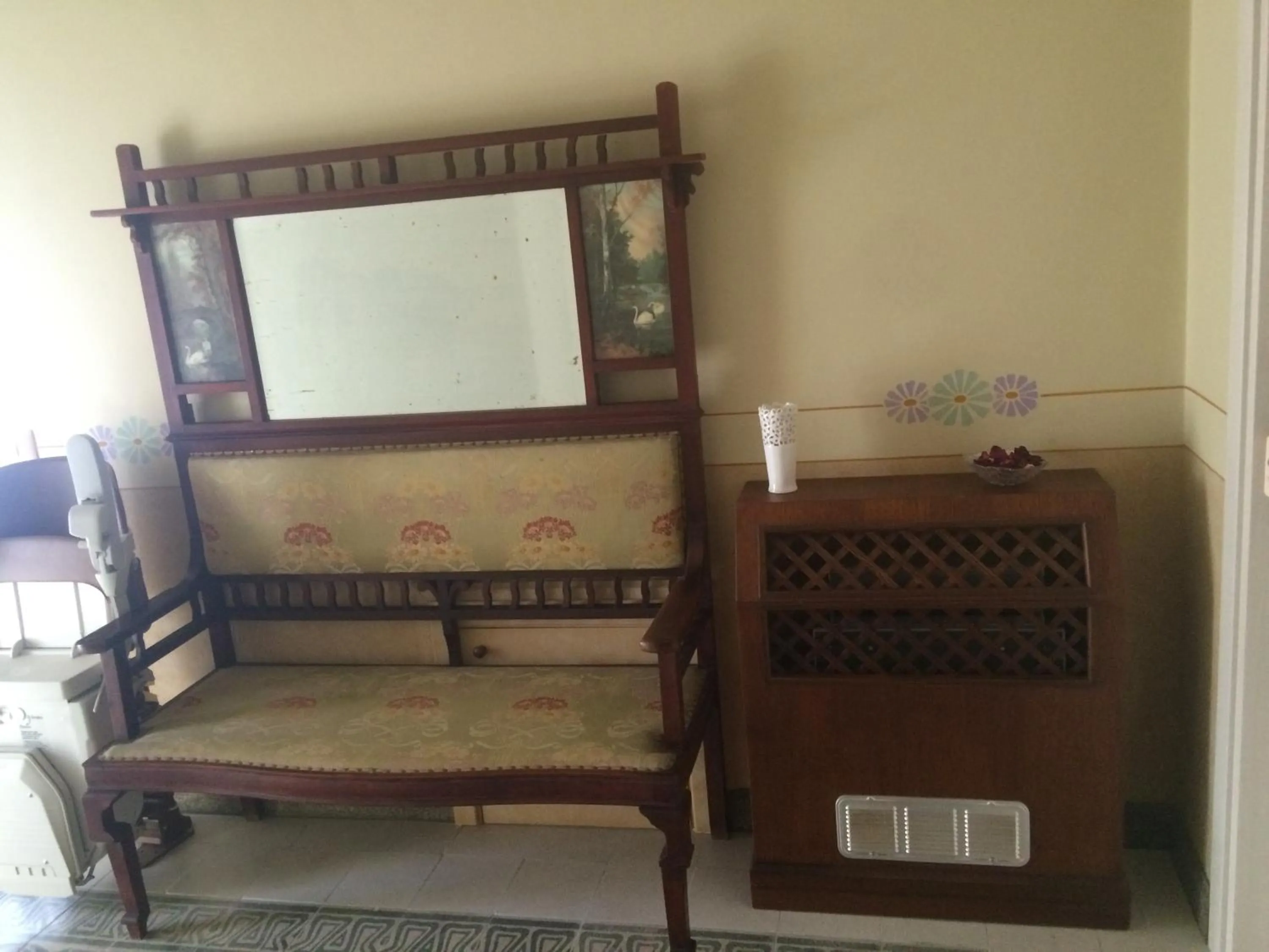 Decorative detail, Bed in Hotel Sant'Anna