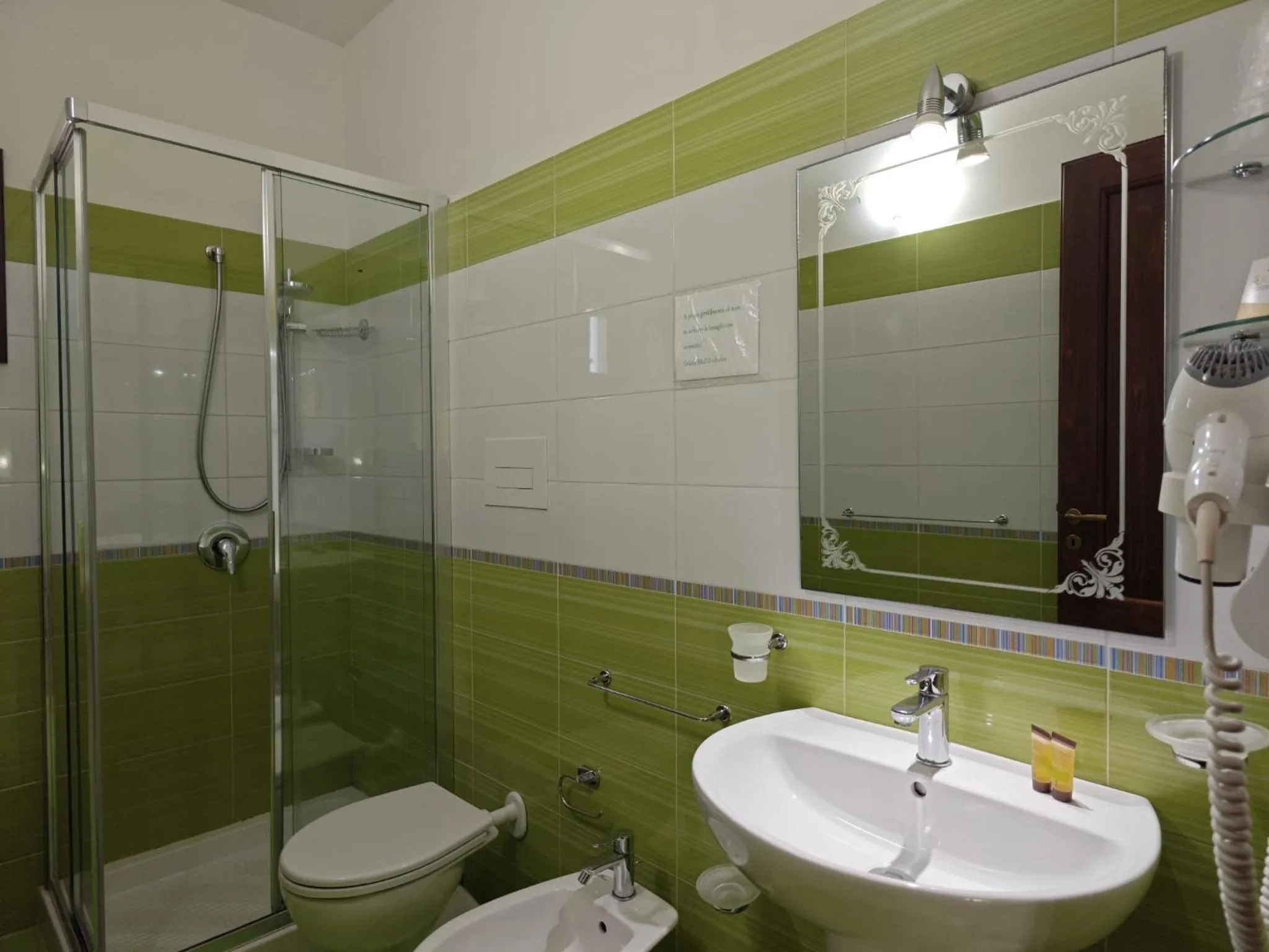 Bathroom in B&B Orchidea