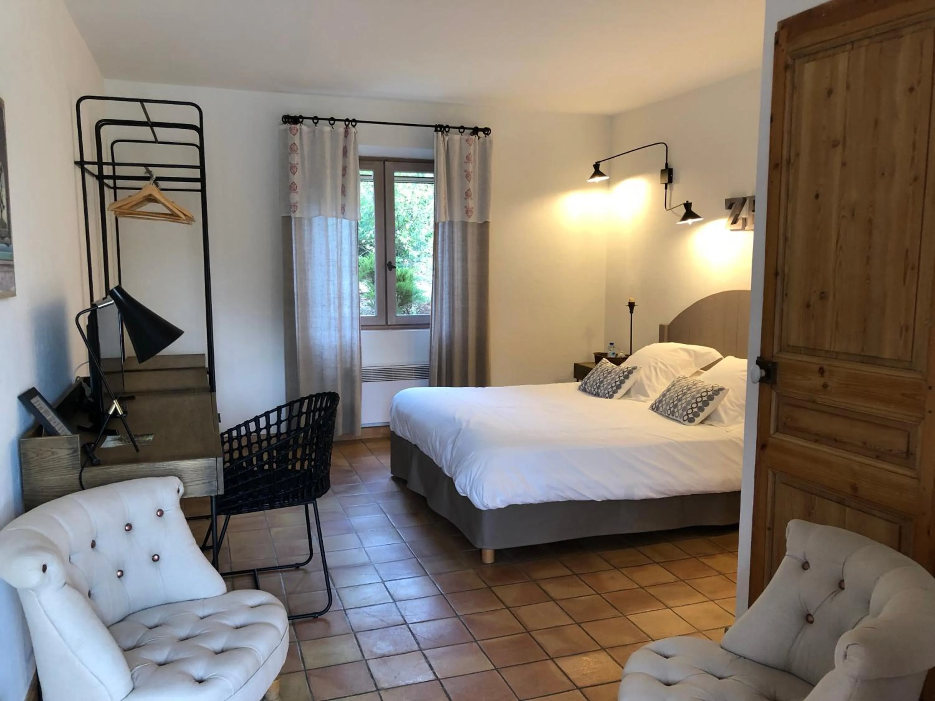 Bedroom, Bed in B&B La Badelle