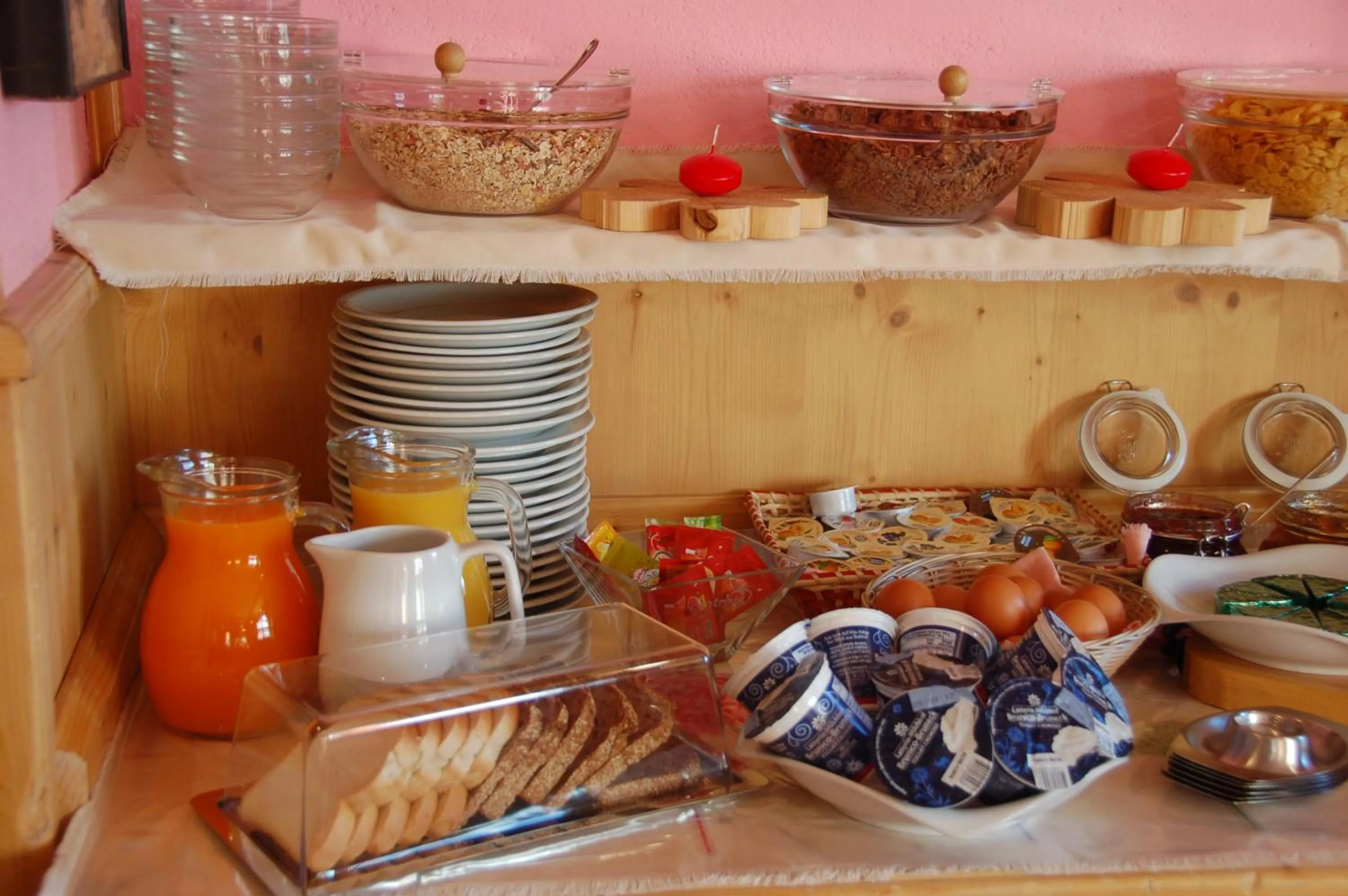 Buffet breakfast in Hotel Carpe Diem