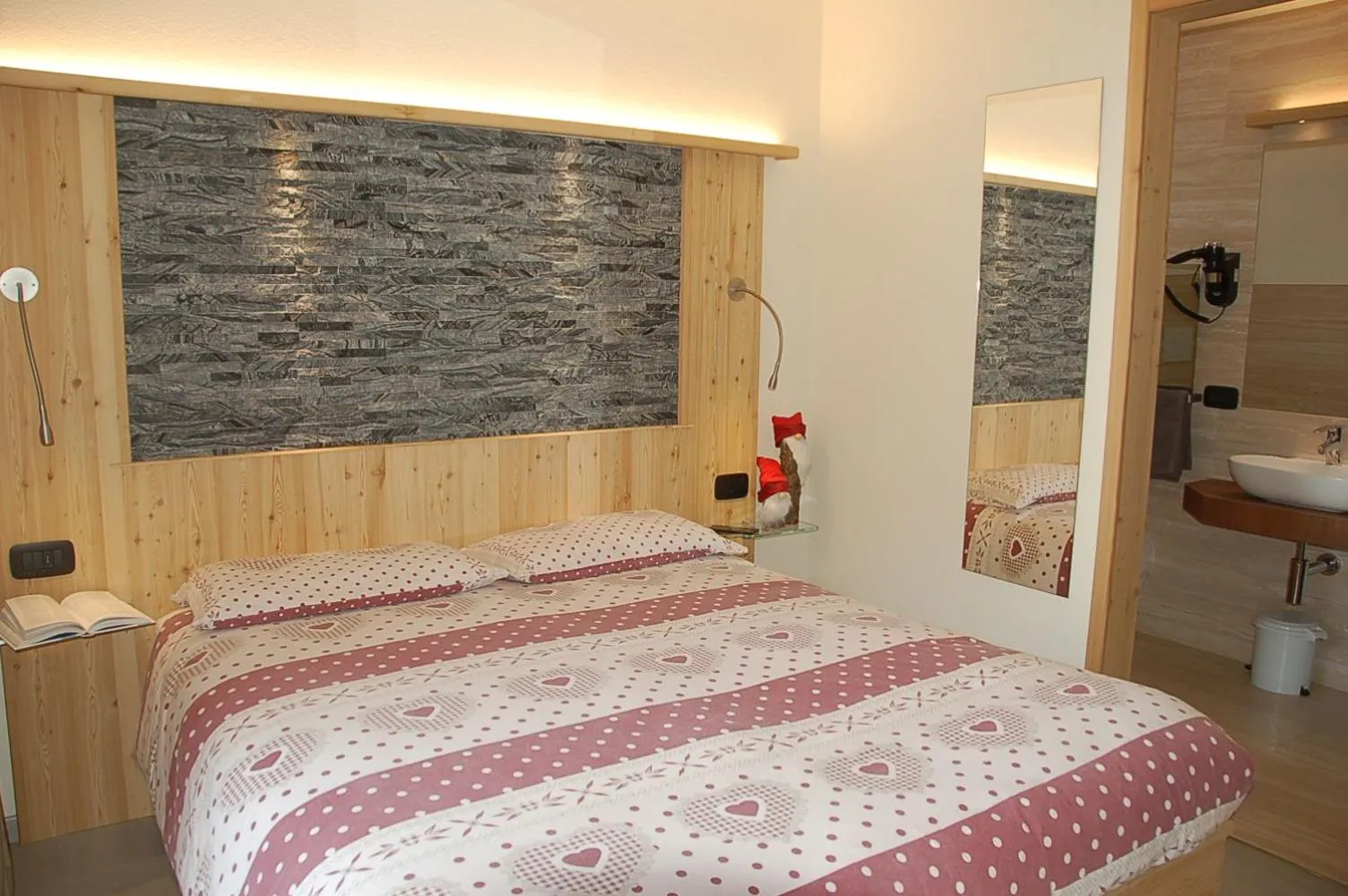 Bed in Hotel Carpe Diem