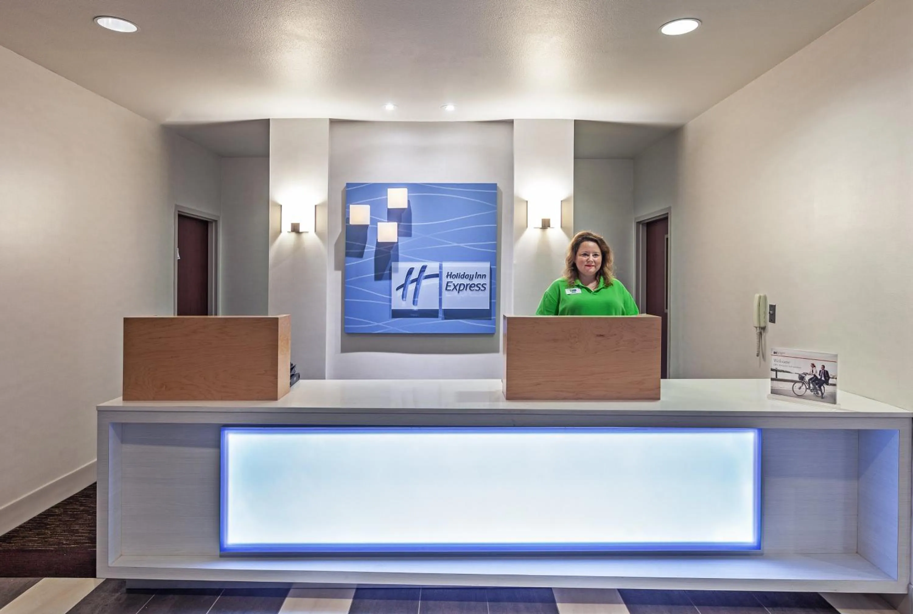 Property building in Holiday Inn Express Hotel and Suites Shreveport South Park Plaza by IHG