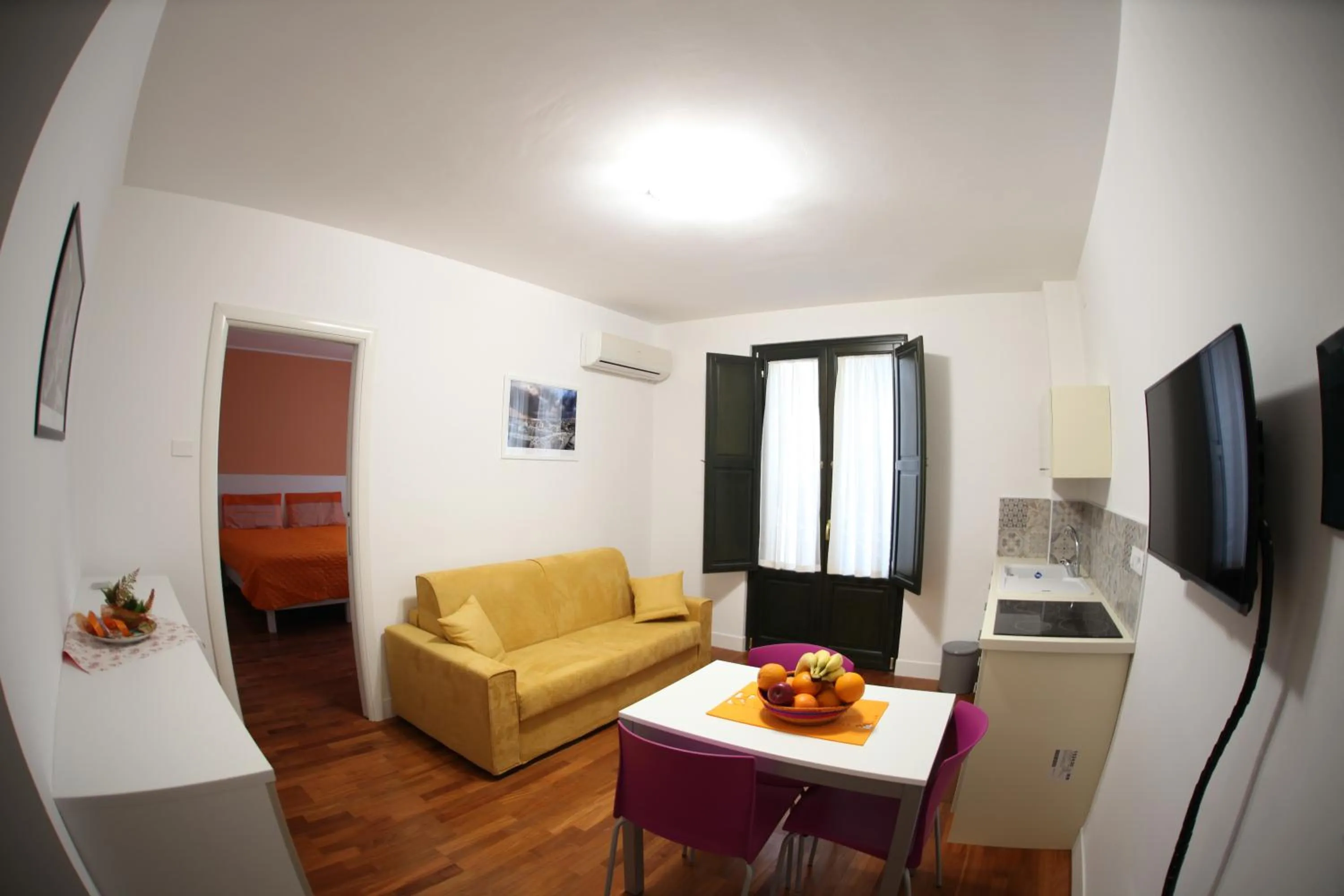 Photo of the whole room in RTA Palazzo Judica