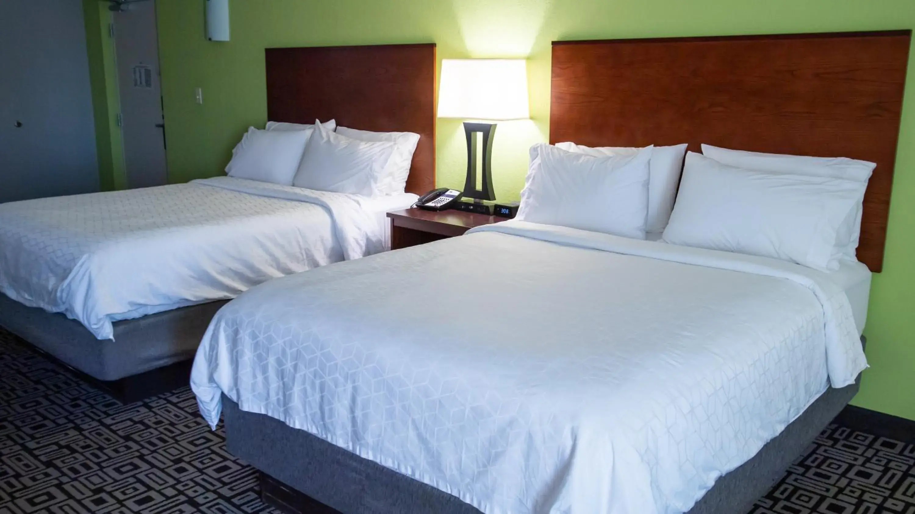 Standard Queen Room with Two Queen Beds in Holiday Inn Express Hickory - Hickory Mart by IHG Standard Queen Room with Two Queen Beds in Holiday Inn Express Hickory - Hickory Mart by IHG