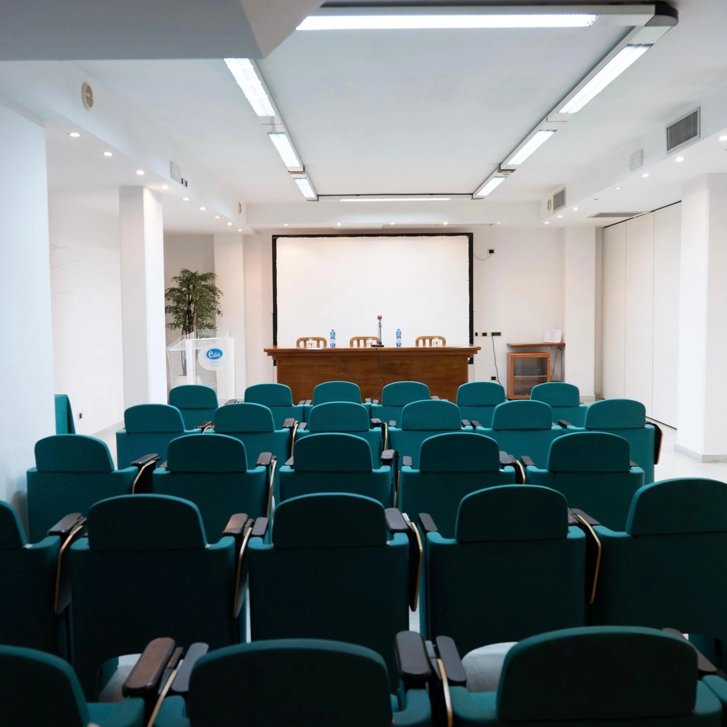 Meeting/conference room in Hotel Eden