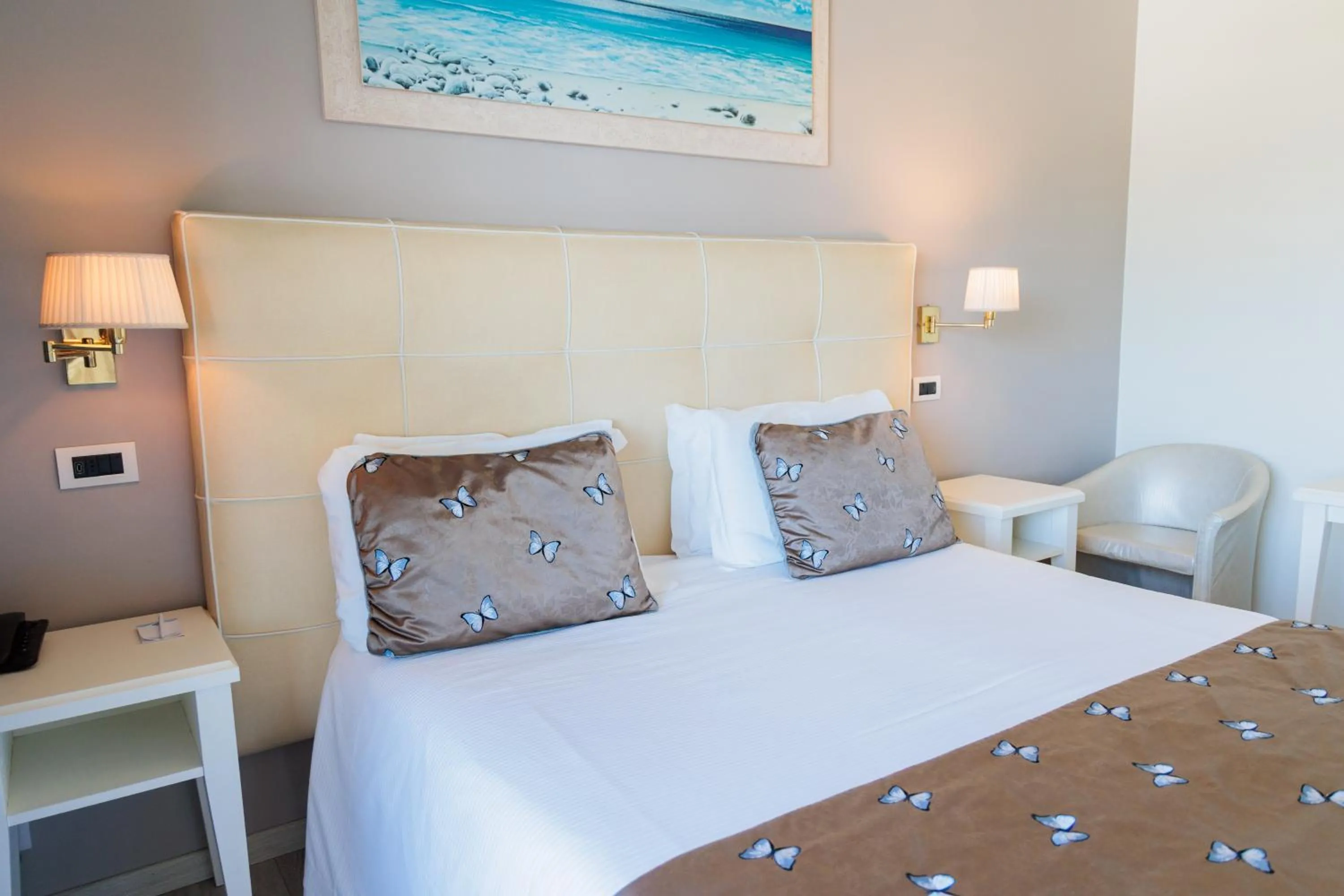 Bed in Hotel Eden