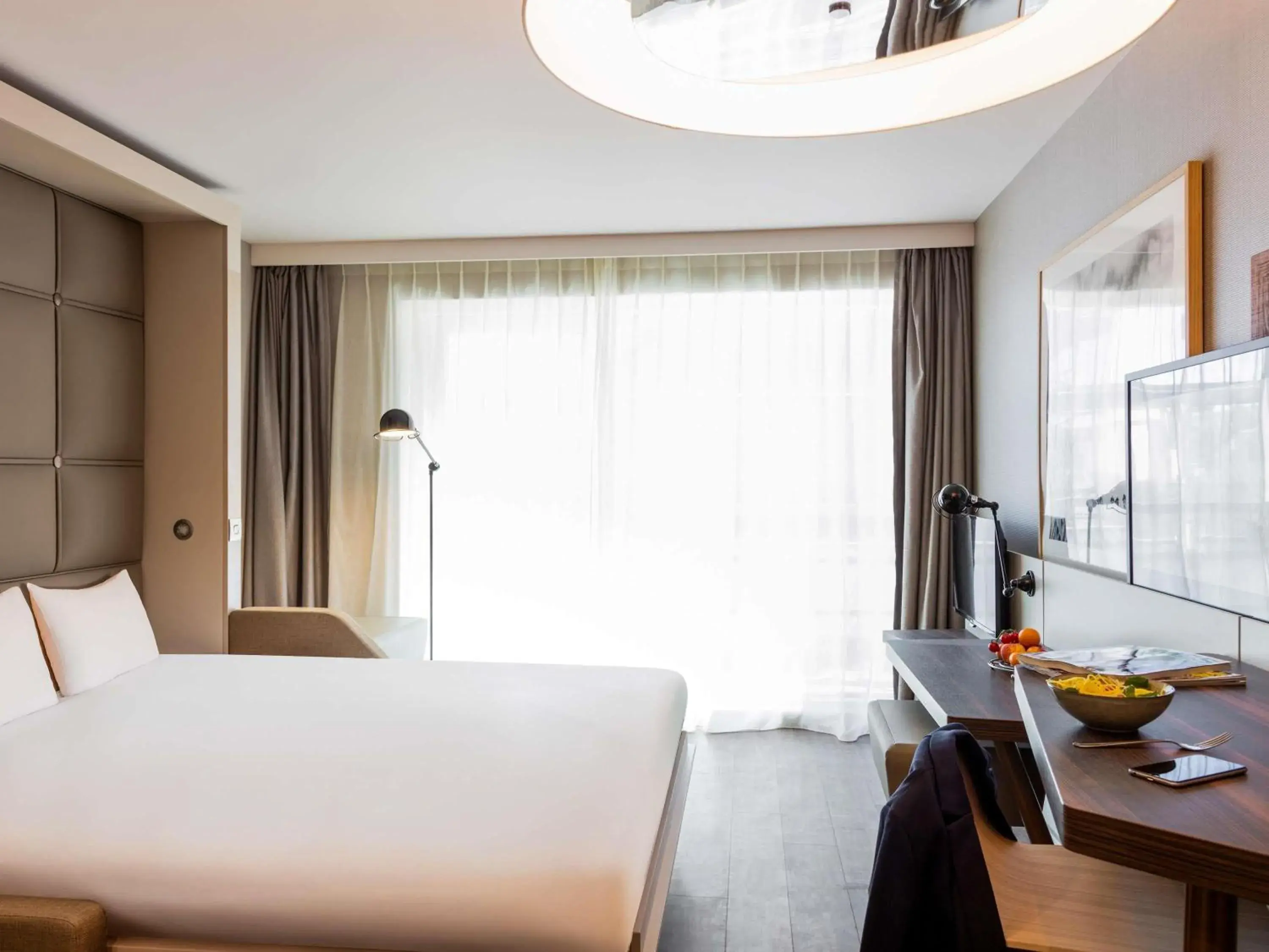 Studio with Double Bed in Aparthotel Adagio Edinburgh Royal Mile Studio with Double Bed in Aparthotel Adagio Edinburgh Royal Mile