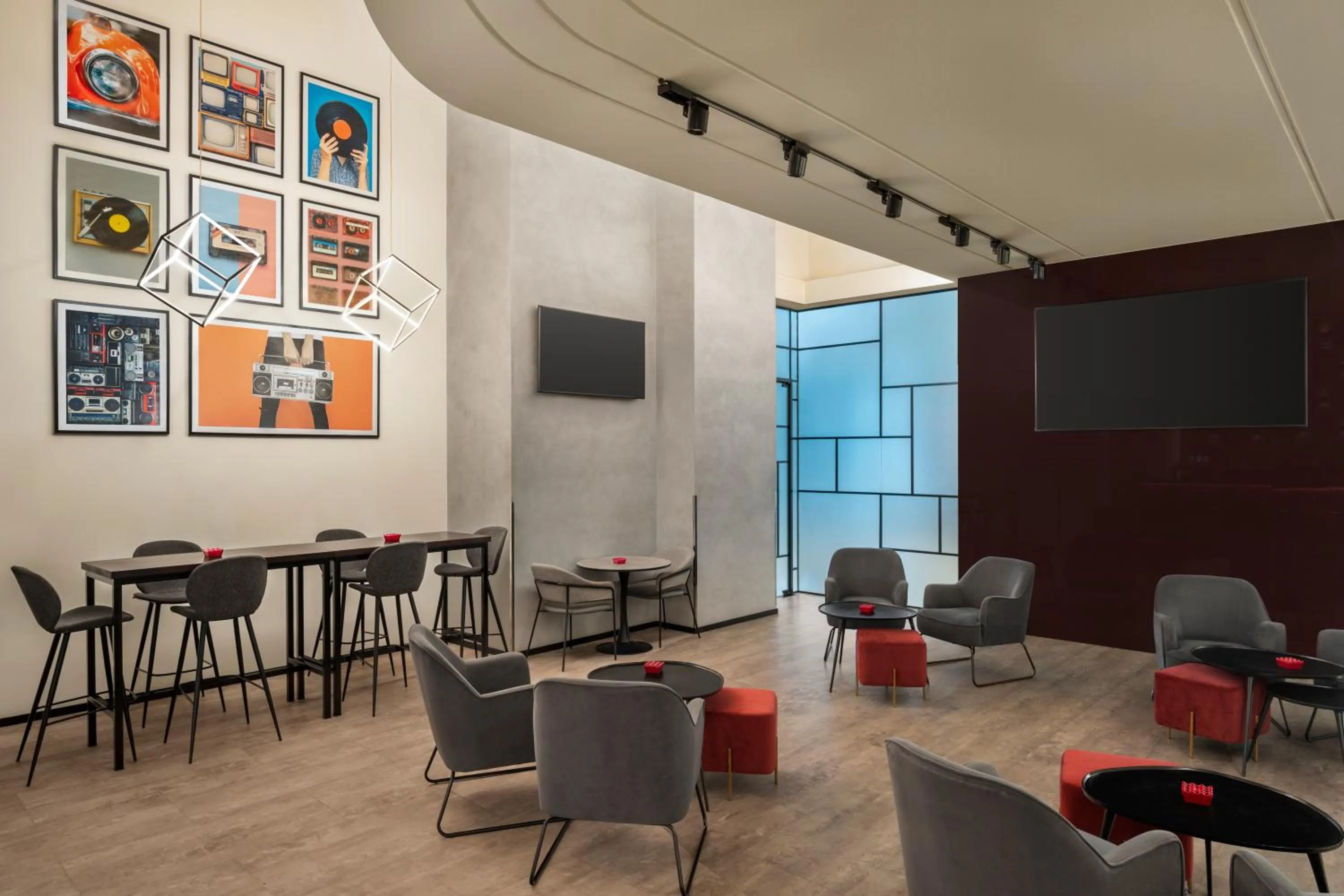 Lounge or bar in ibis Dubai Al Rigga