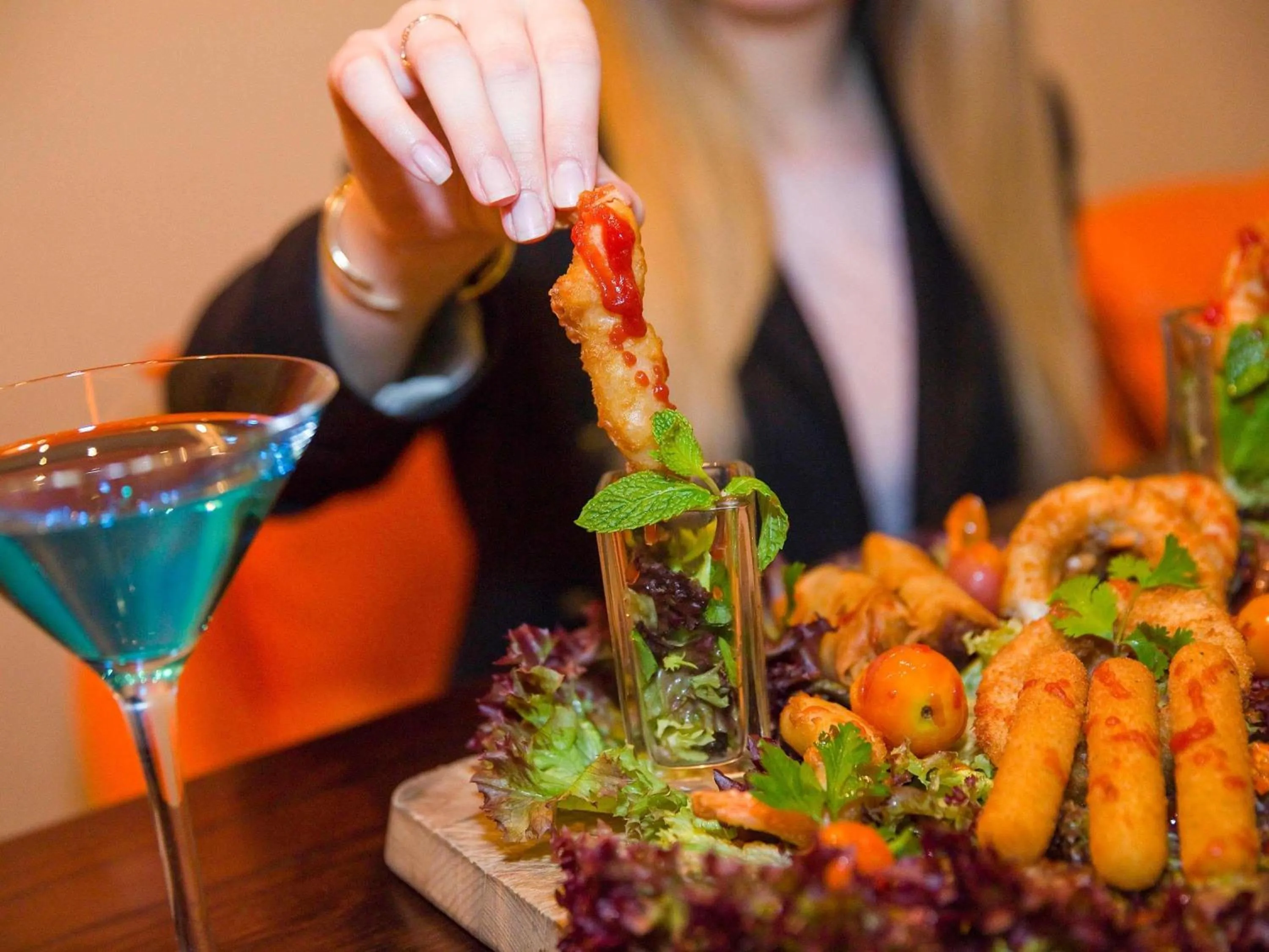 Lounge or bar in ibis Dubai Al Rigga