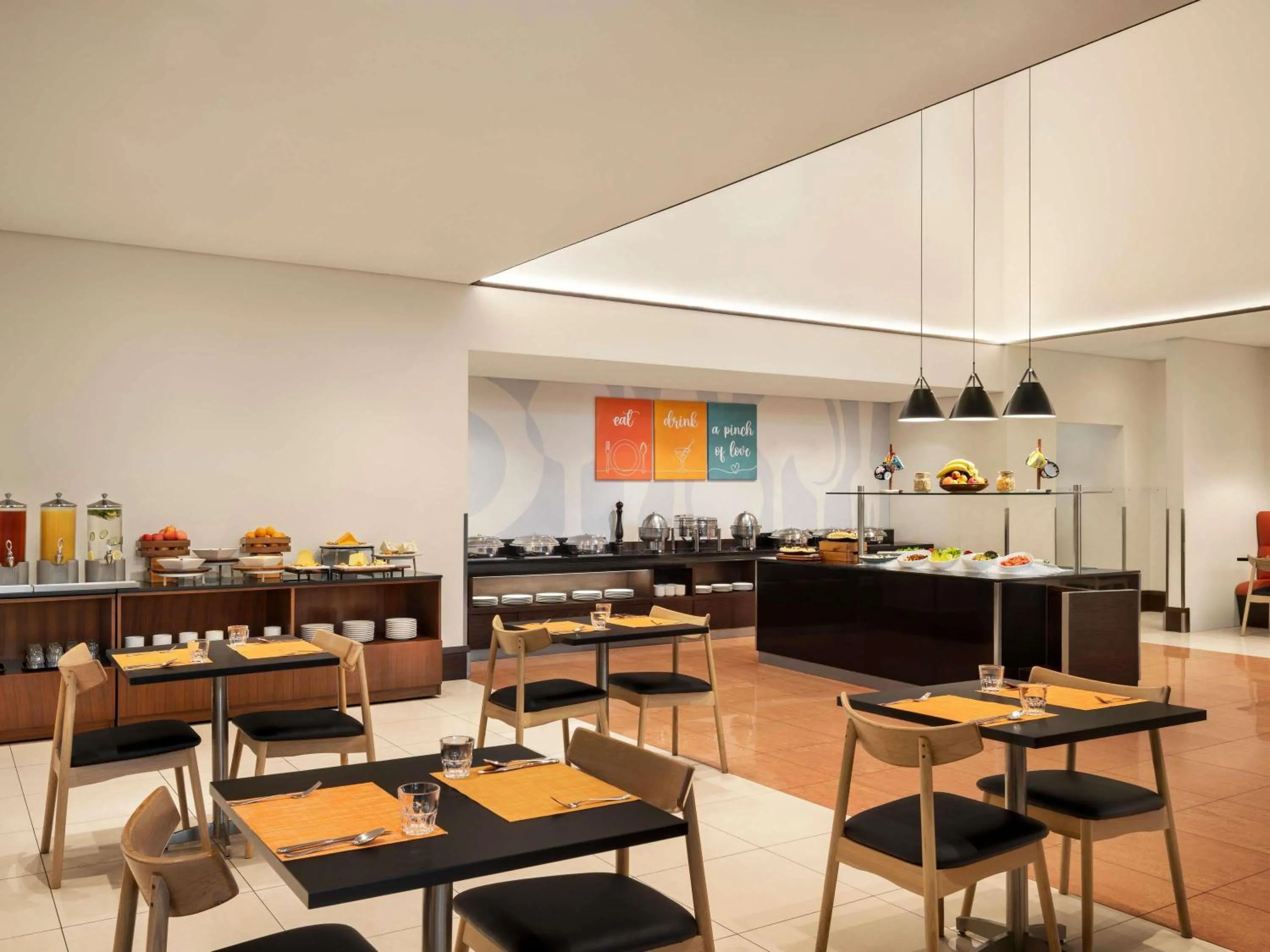 Restaurant/places to eat in ibis Dubai Al Rigga