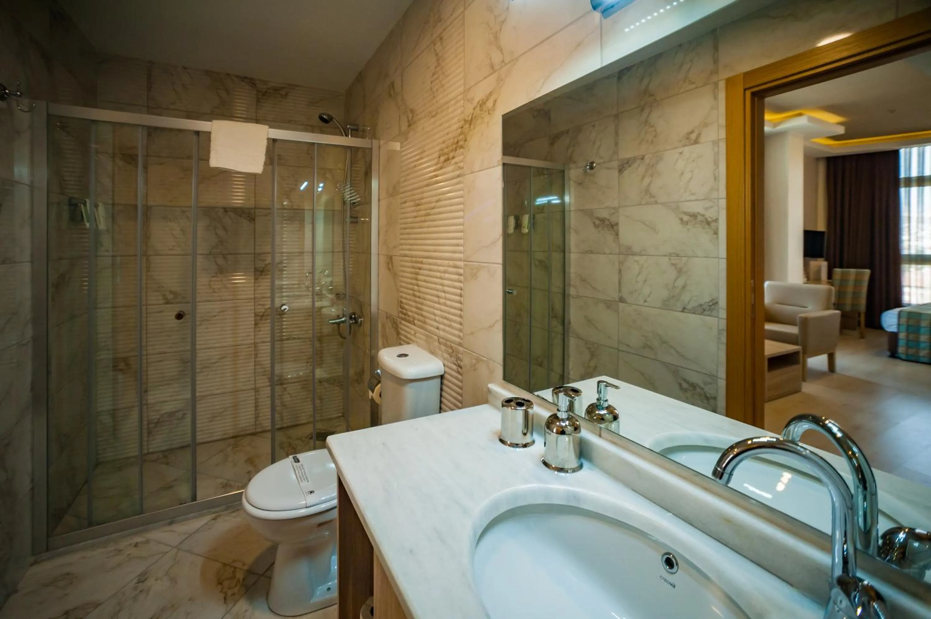Bathroom in Akman TZOB Otel