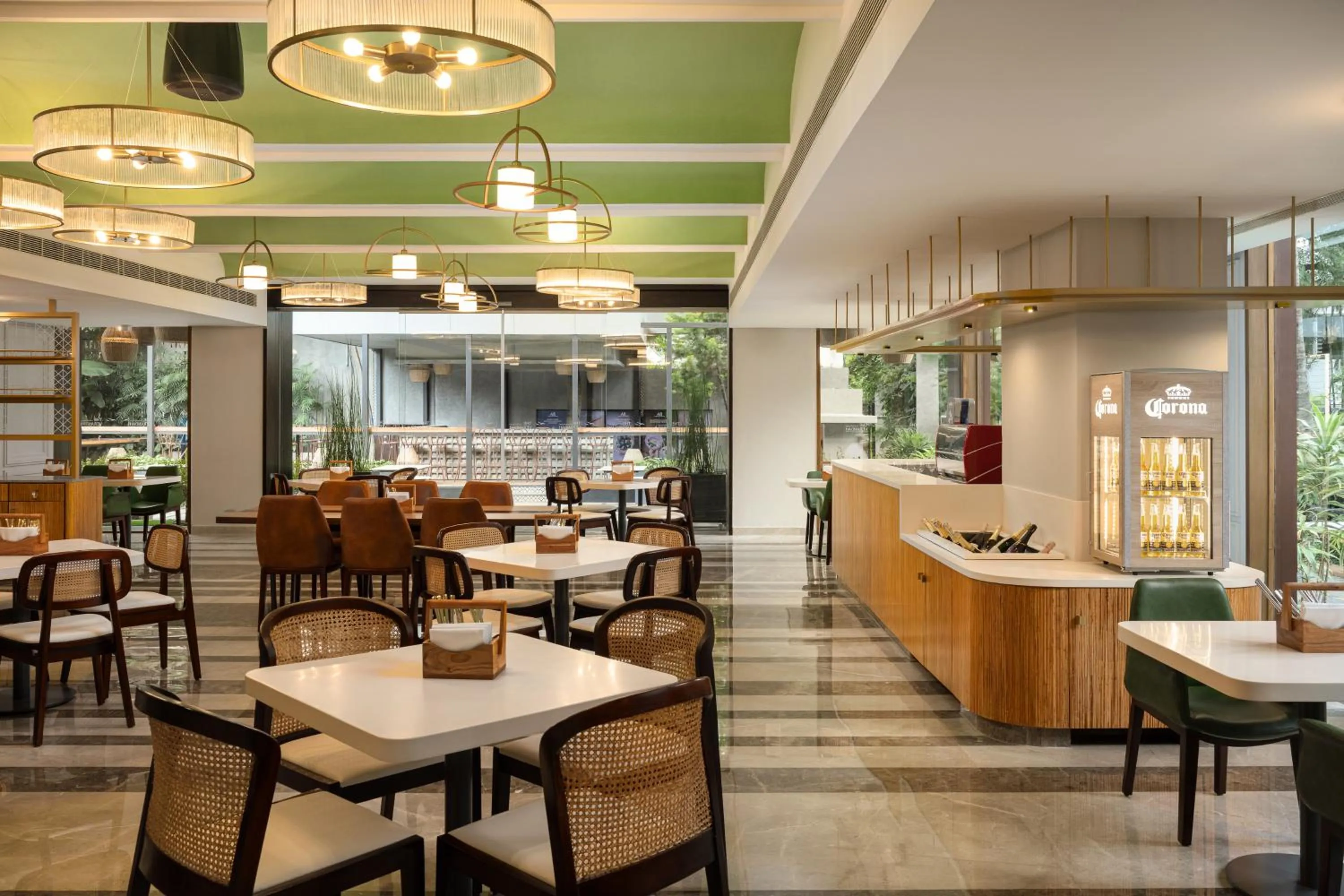 Restaurant/places to eat in Grand Mercure Bangalore - An Accor Brand