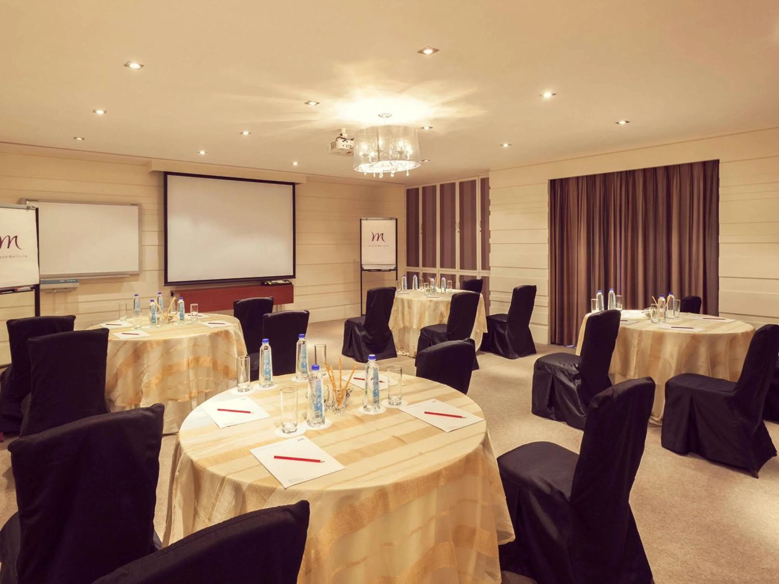 Meeting/conference room in Grand Mercure Bangalore - An Accor Brand