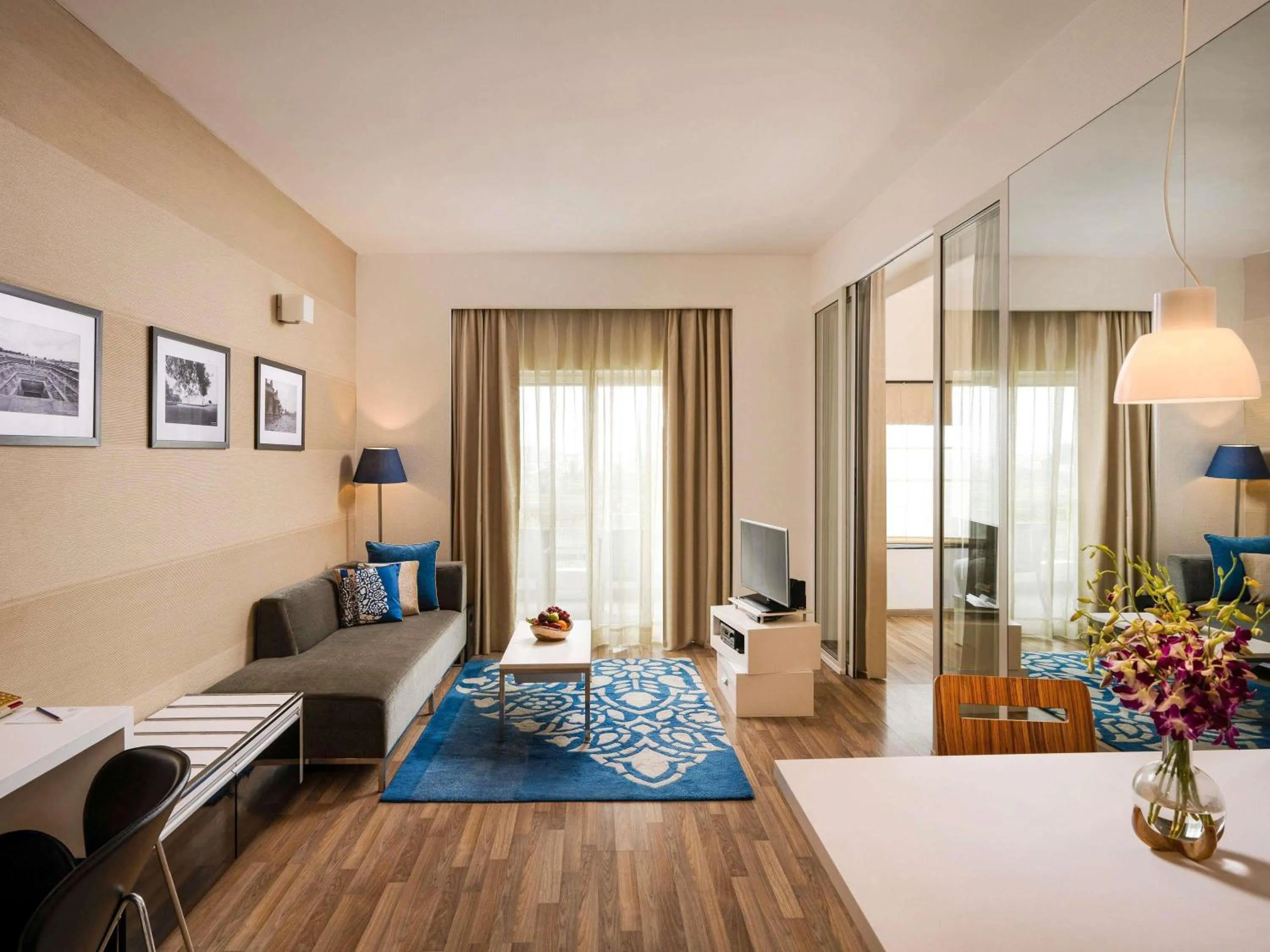 Bedroom, Bed in Grand Mercure Bangalore - An Accor Brand