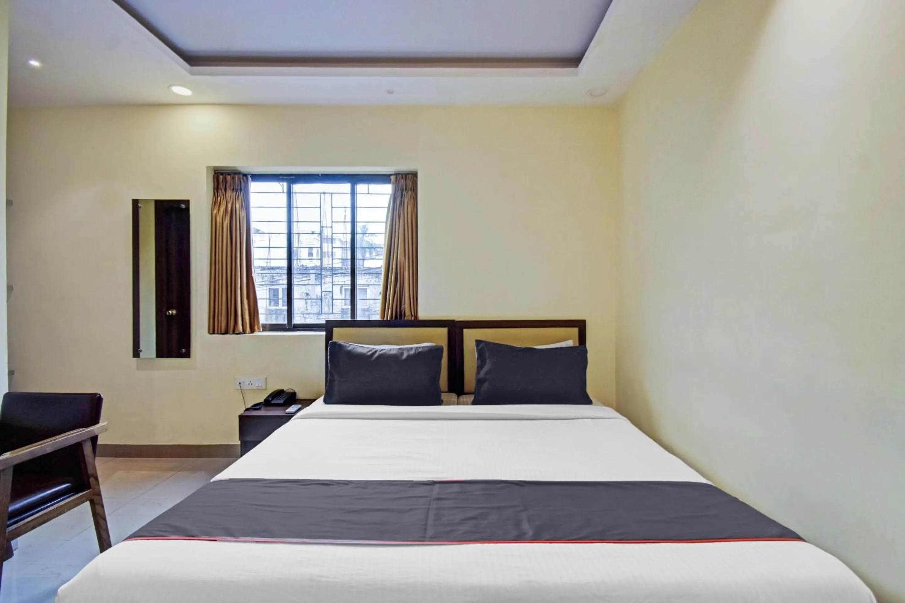 Bedroom, Bed in Collection O Motisarai