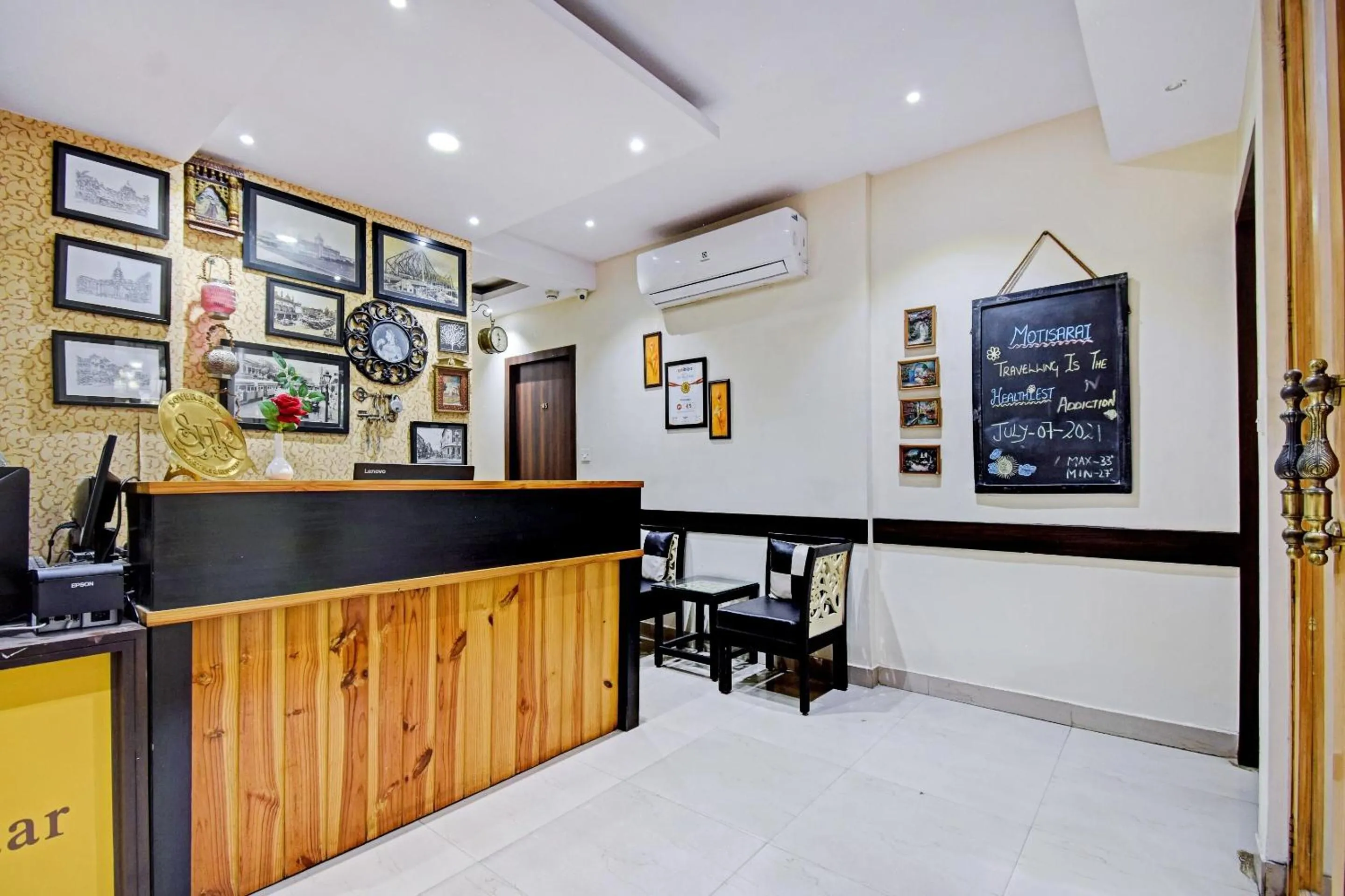 Lobby or reception in Collection O Motisarai